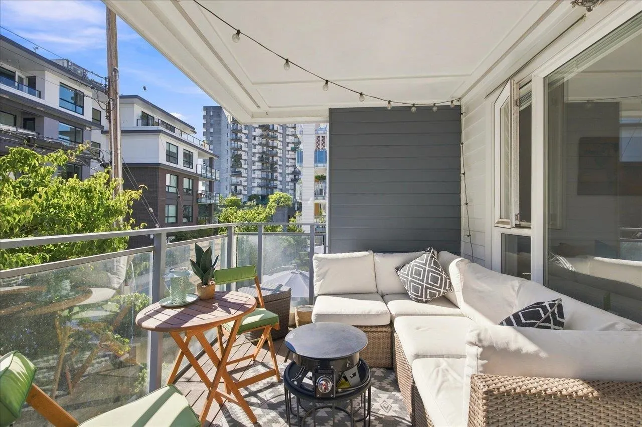 221 E 3rd Street #102