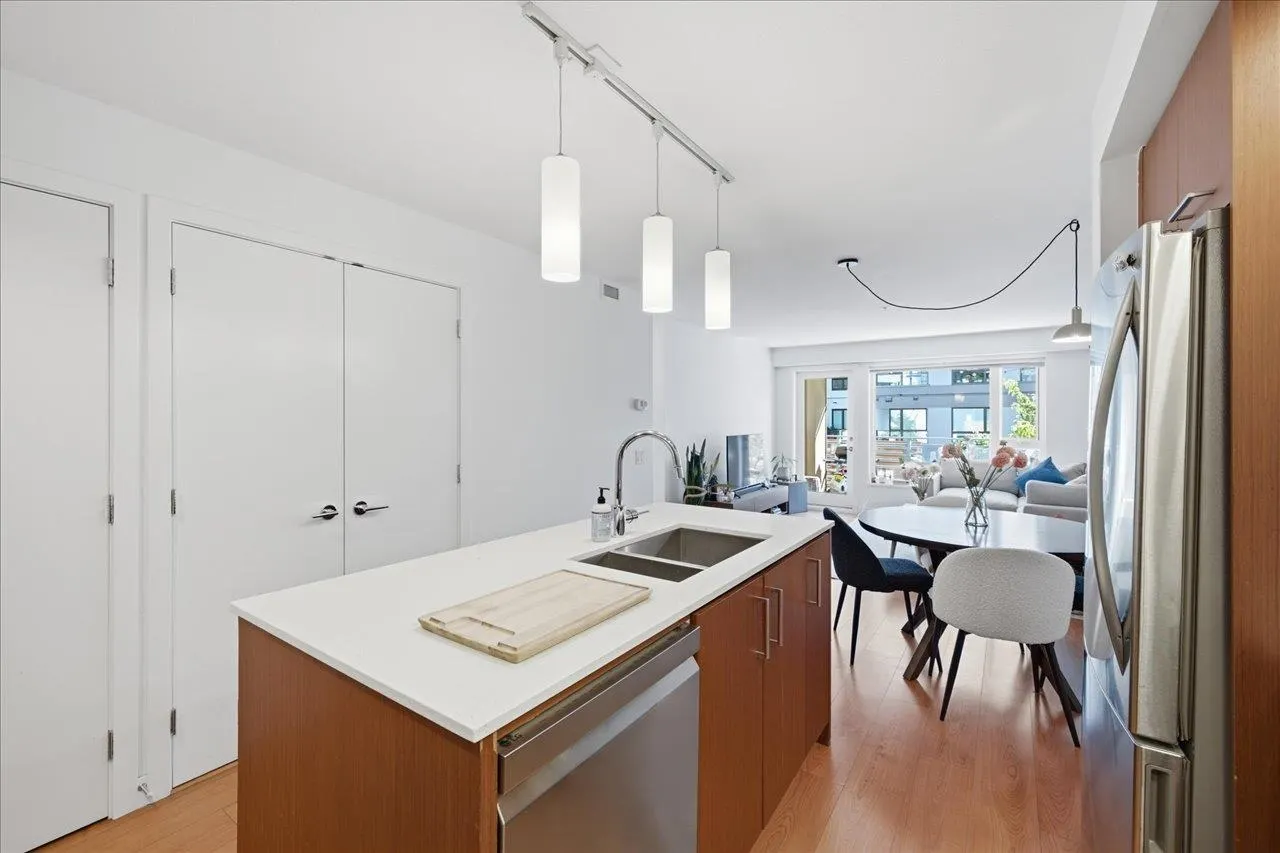 221 E 3rd Street #102