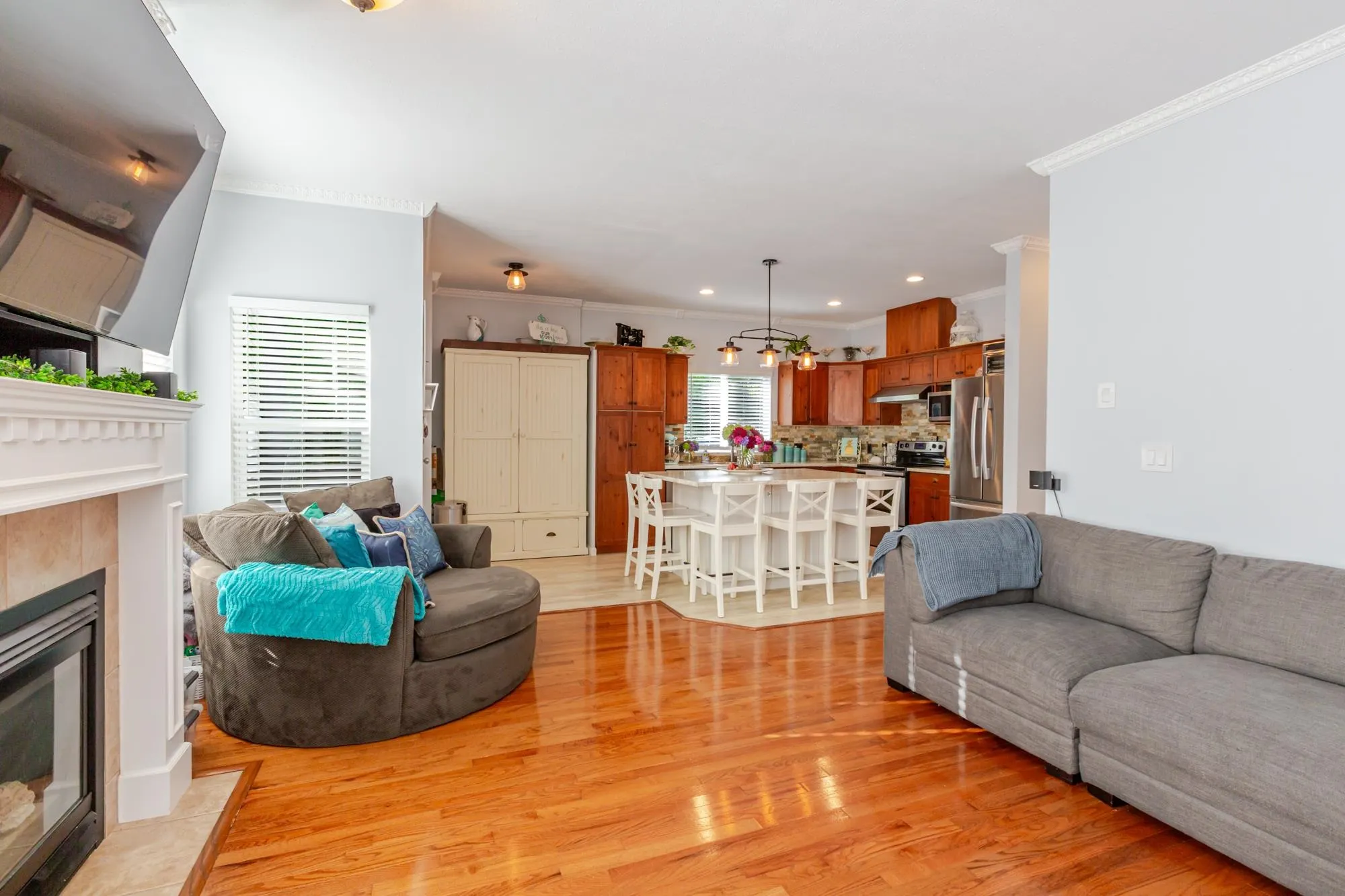 4373 Atwood Crescent