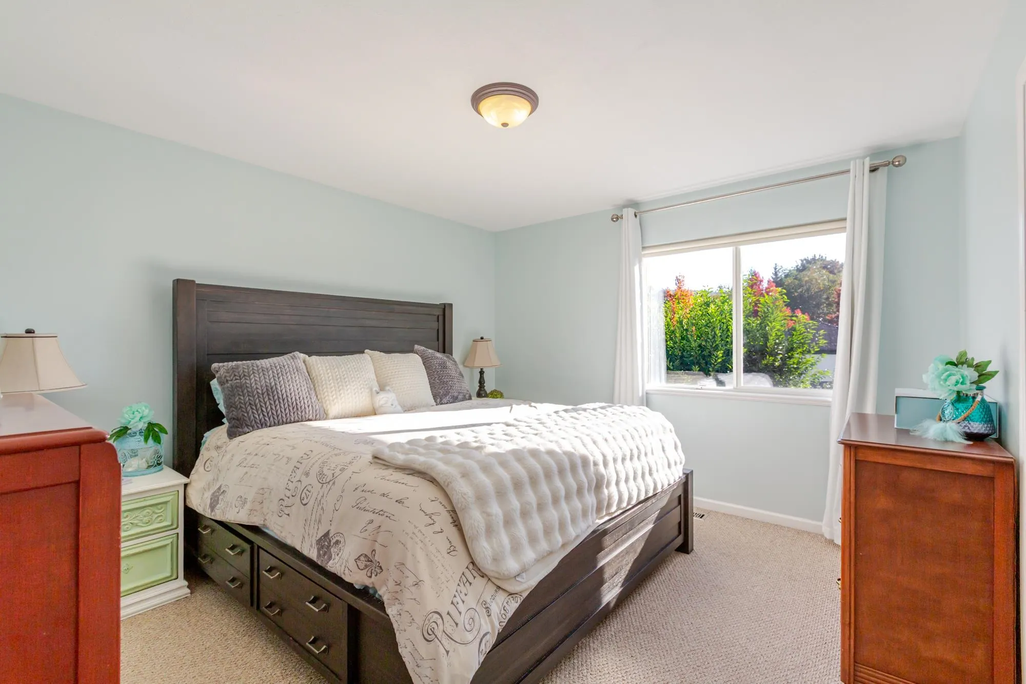 4373 Atwood Crescent