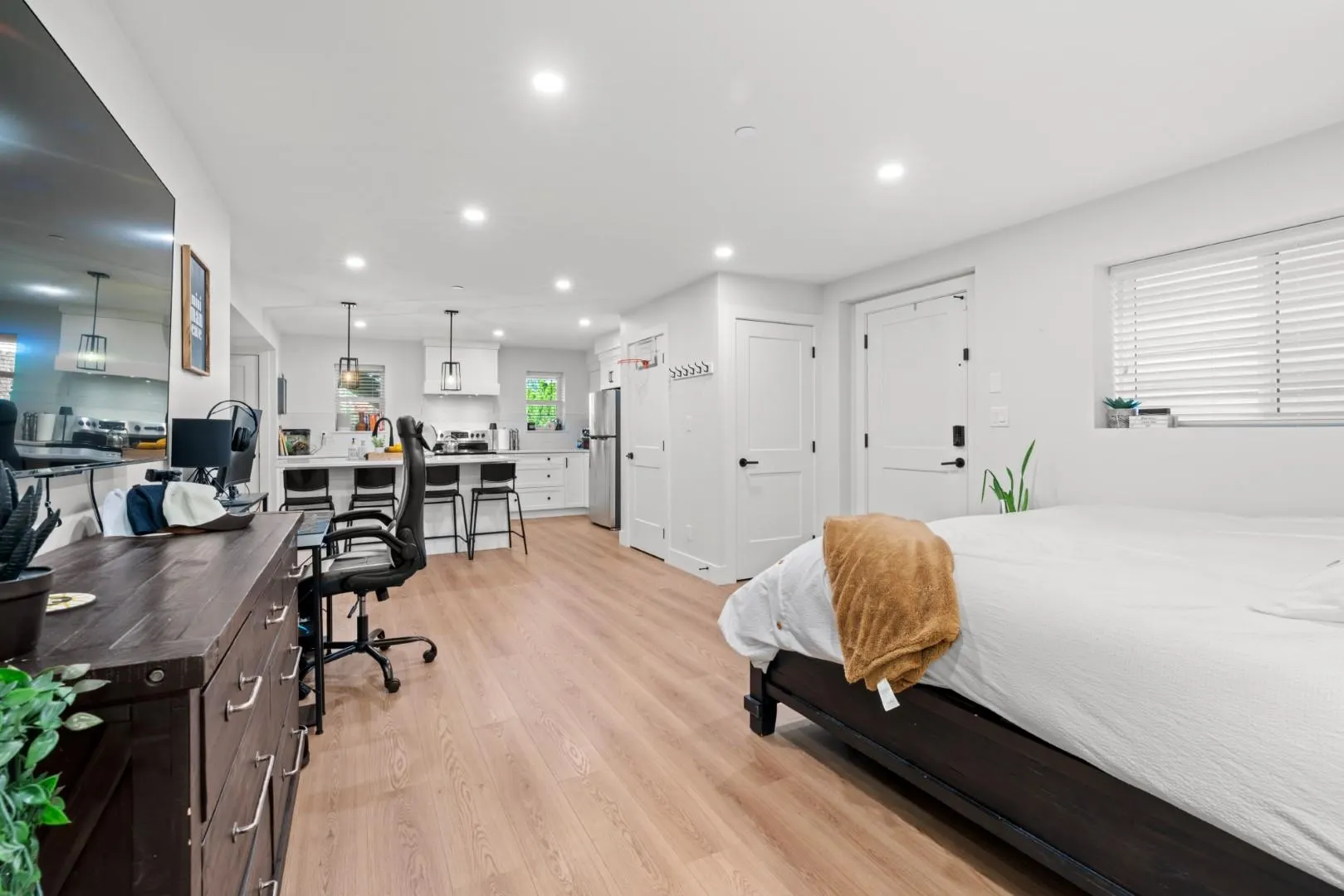 20859 Golf Lane