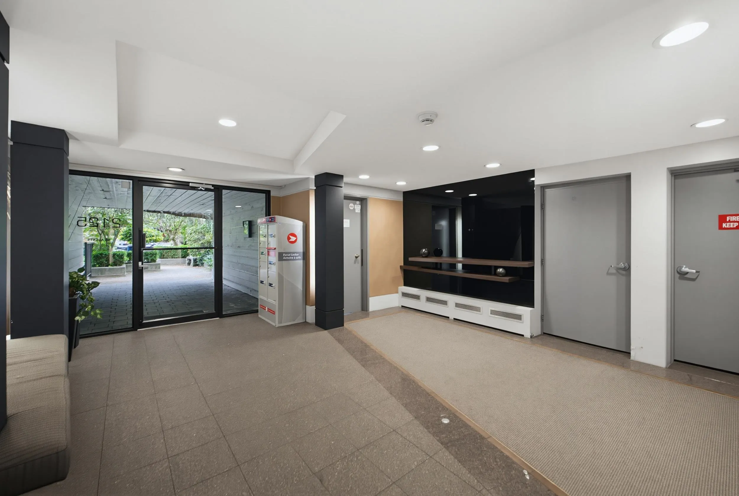 2125 W 2nd Avenue #301