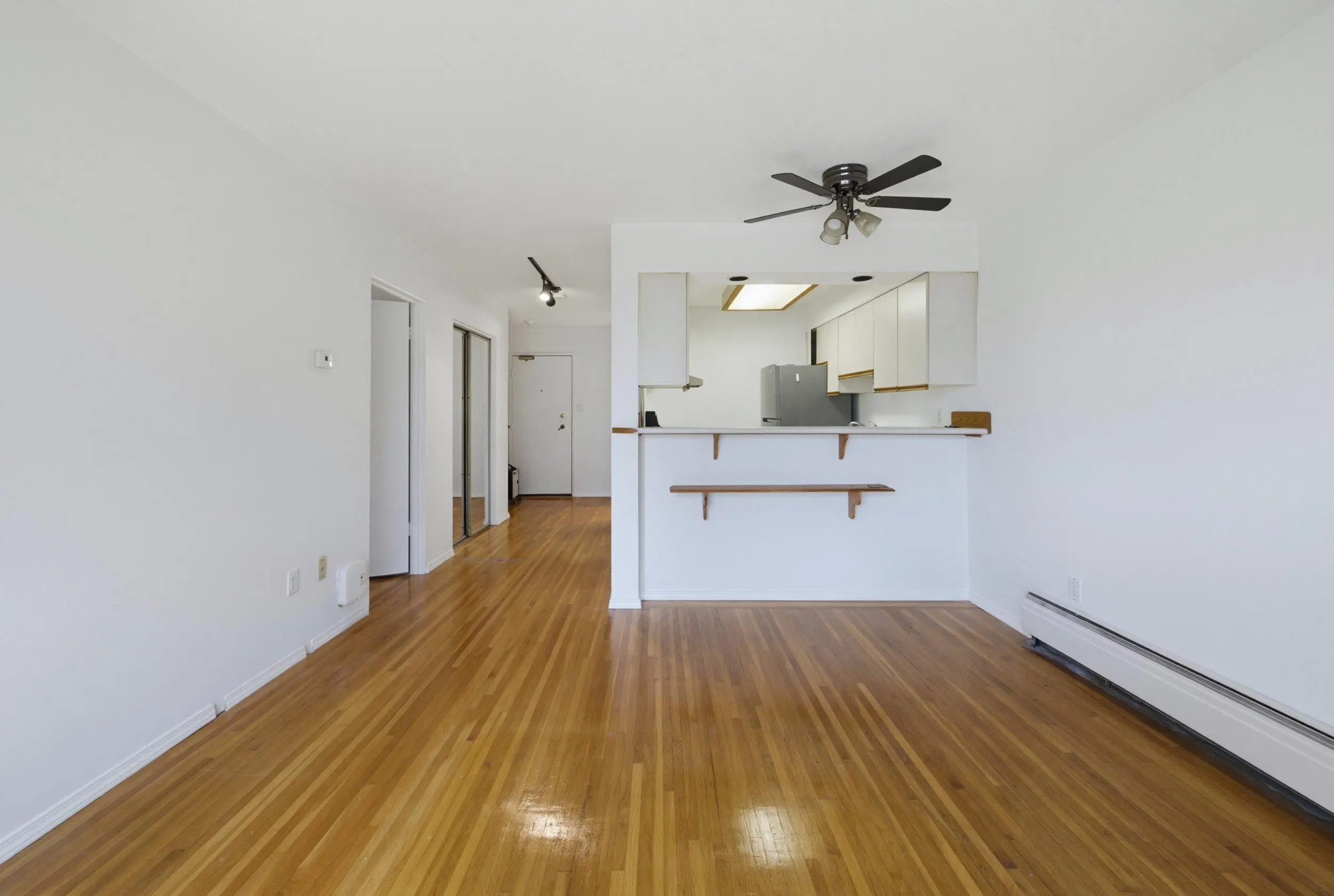 2125 W 2nd Avenue #301