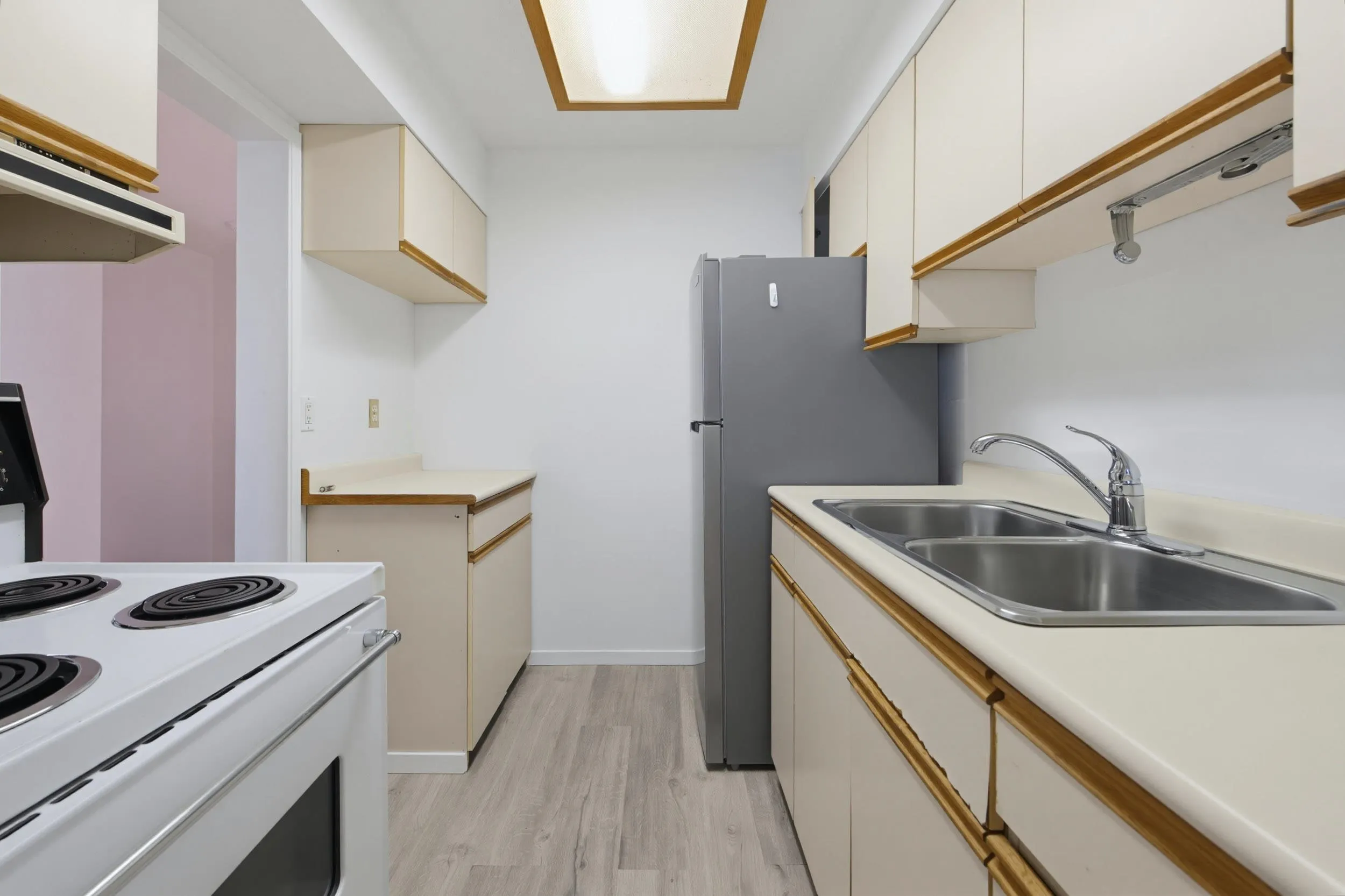 2125 W 2nd Avenue #301