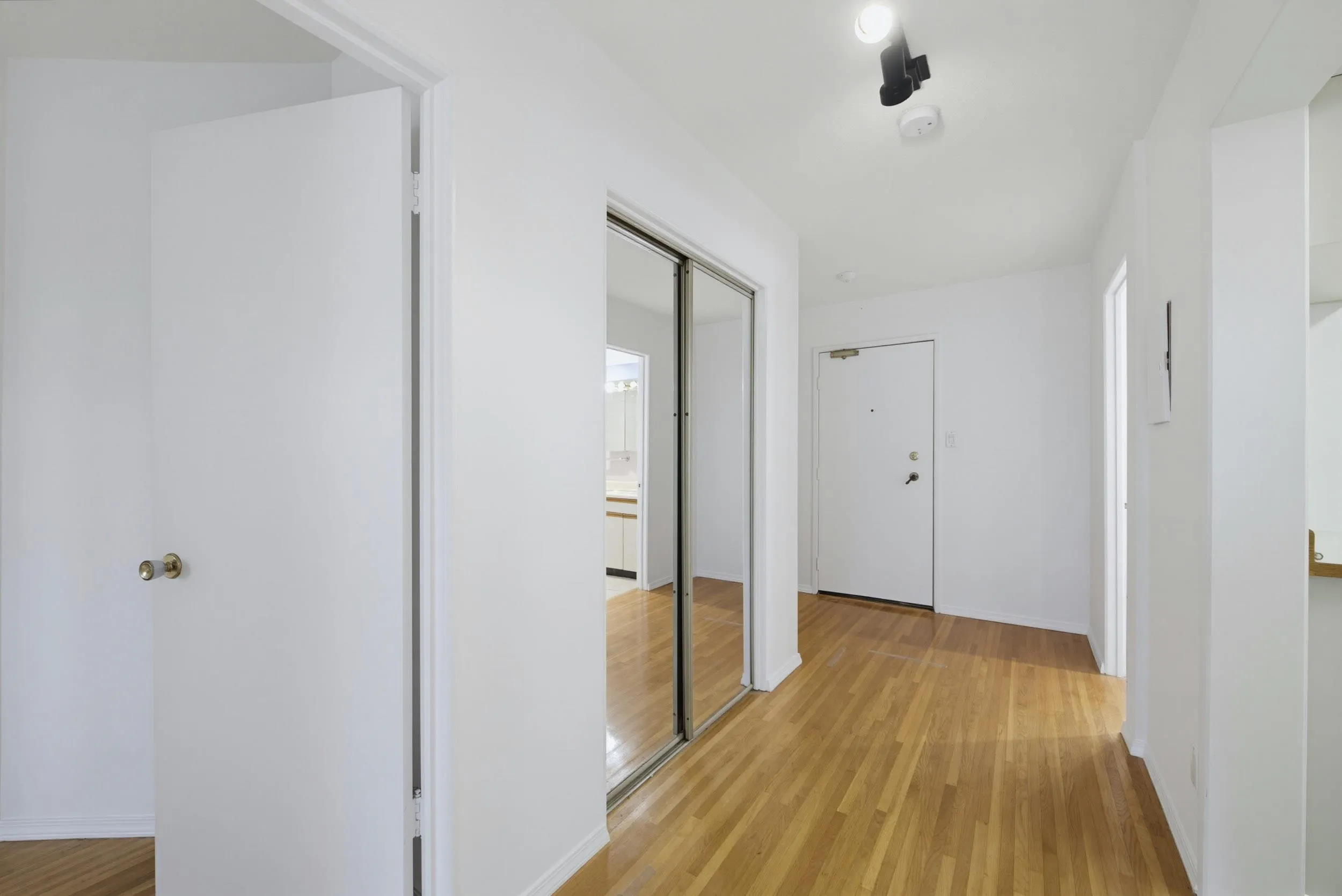 2125 W 2nd Avenue #301