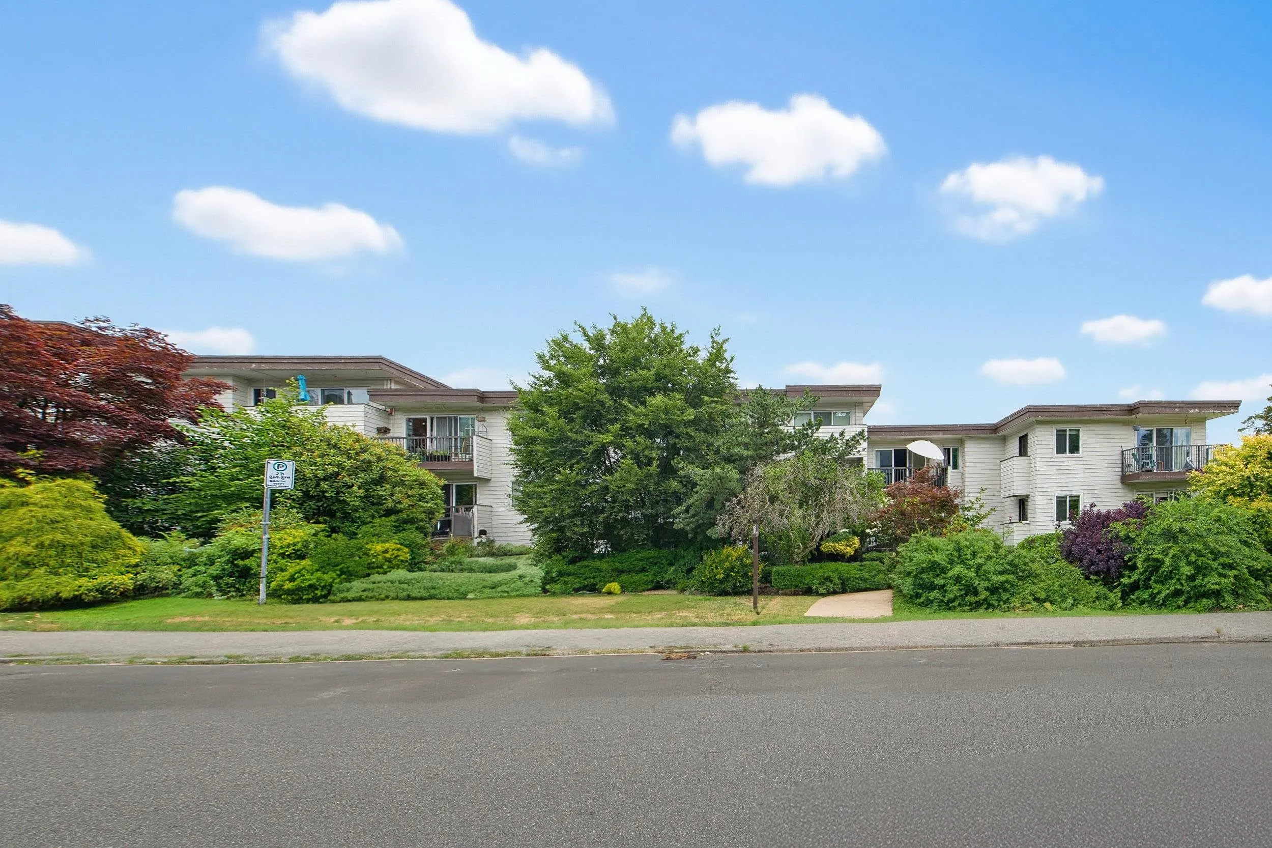 2125 W 2nd Avenue #301