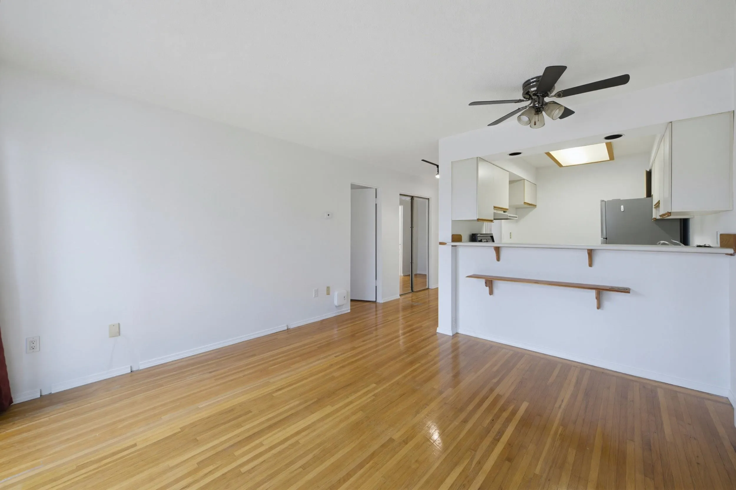 2125 W 2nd Avenue #301