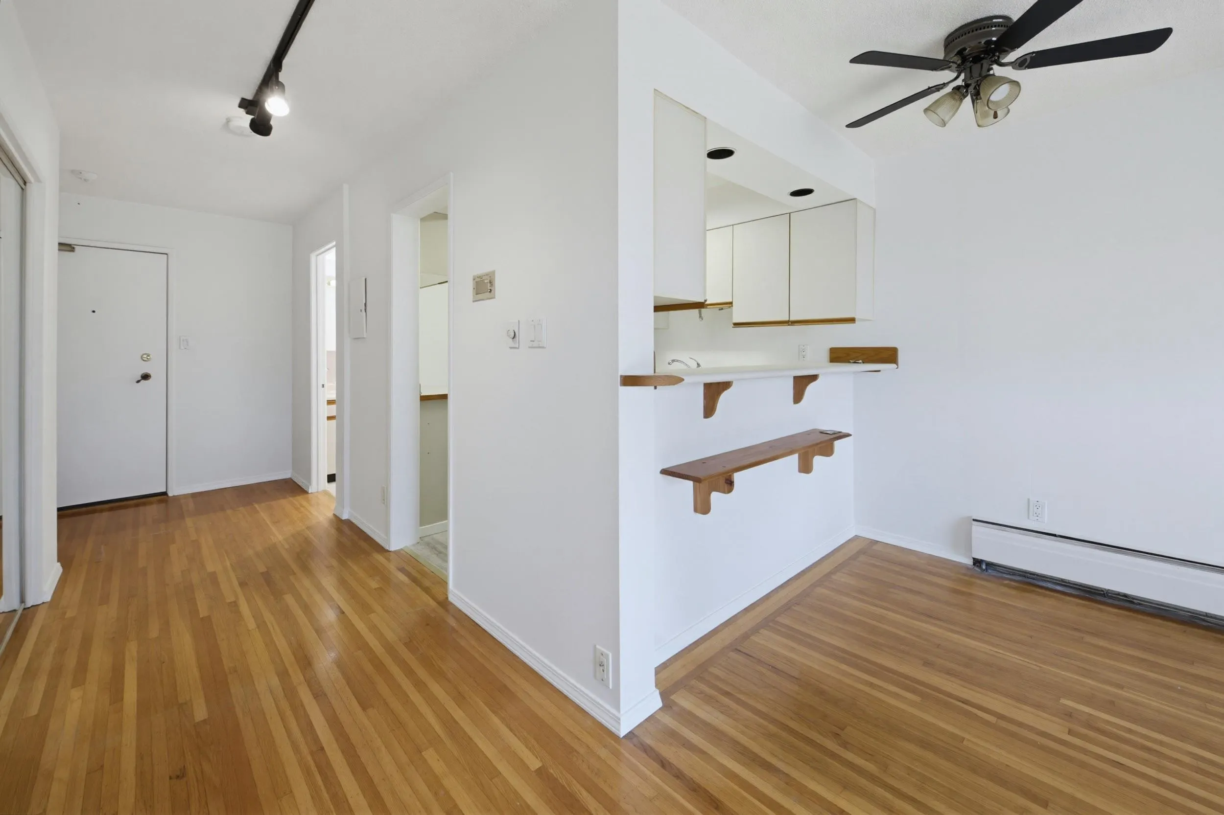 2125 W 2nd Avenue #301