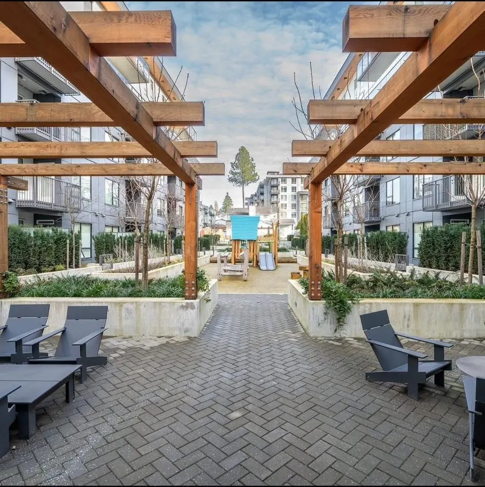 645 Como Lake Avenue #217