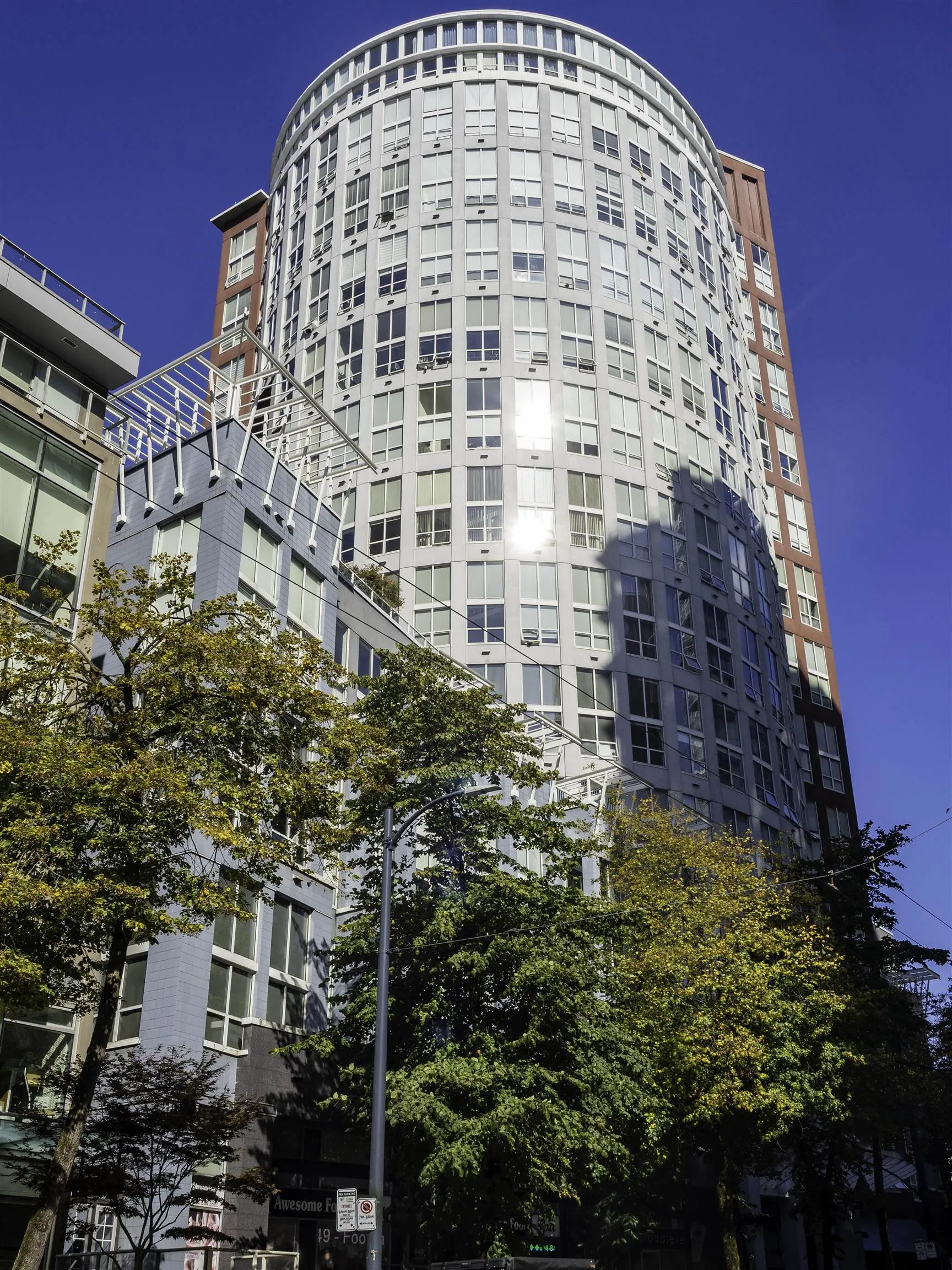933 Seymour Street #912