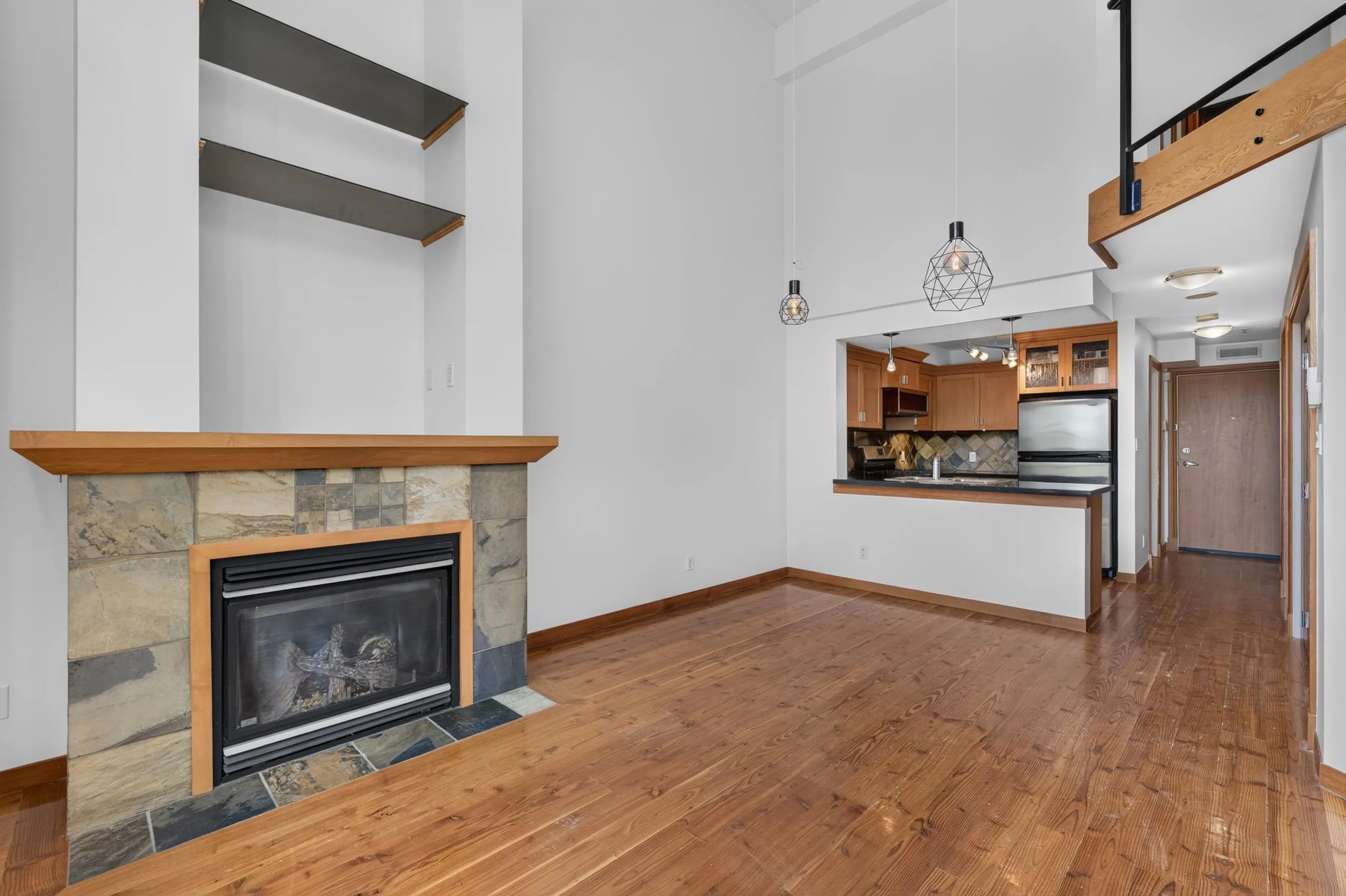 7 Rialto Court #201