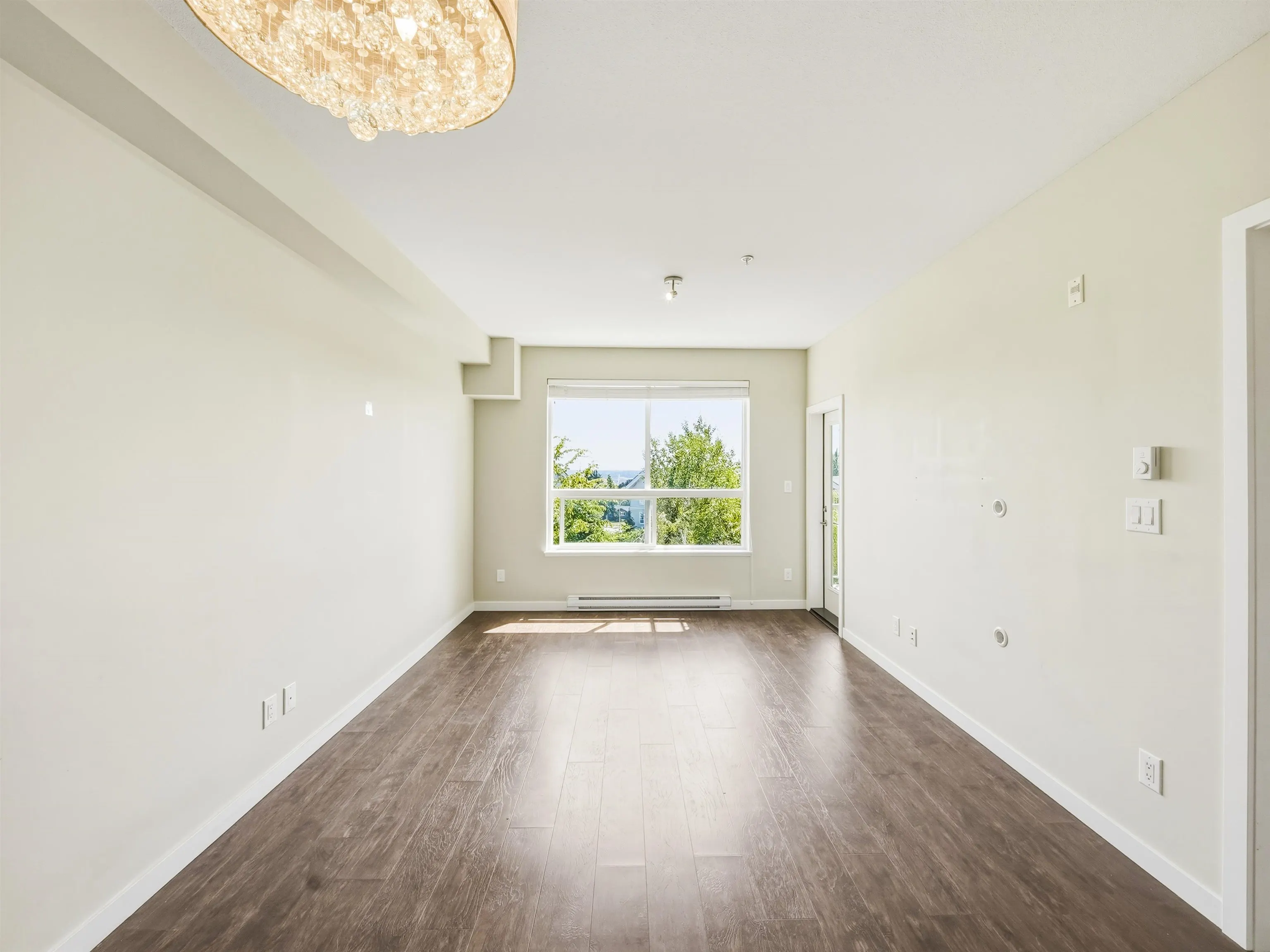 6480 194 Street #319
