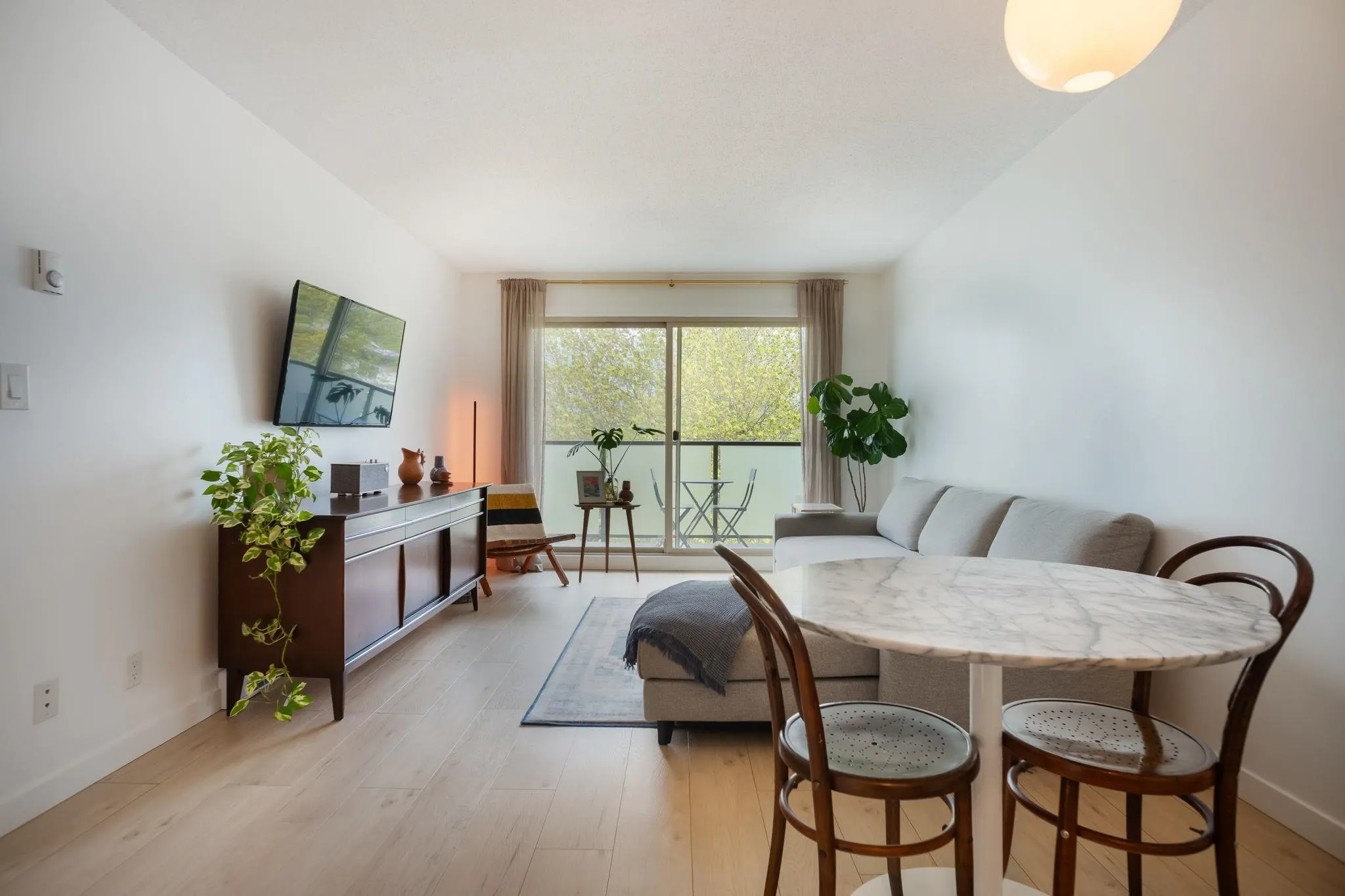 1864 Frances Street #405