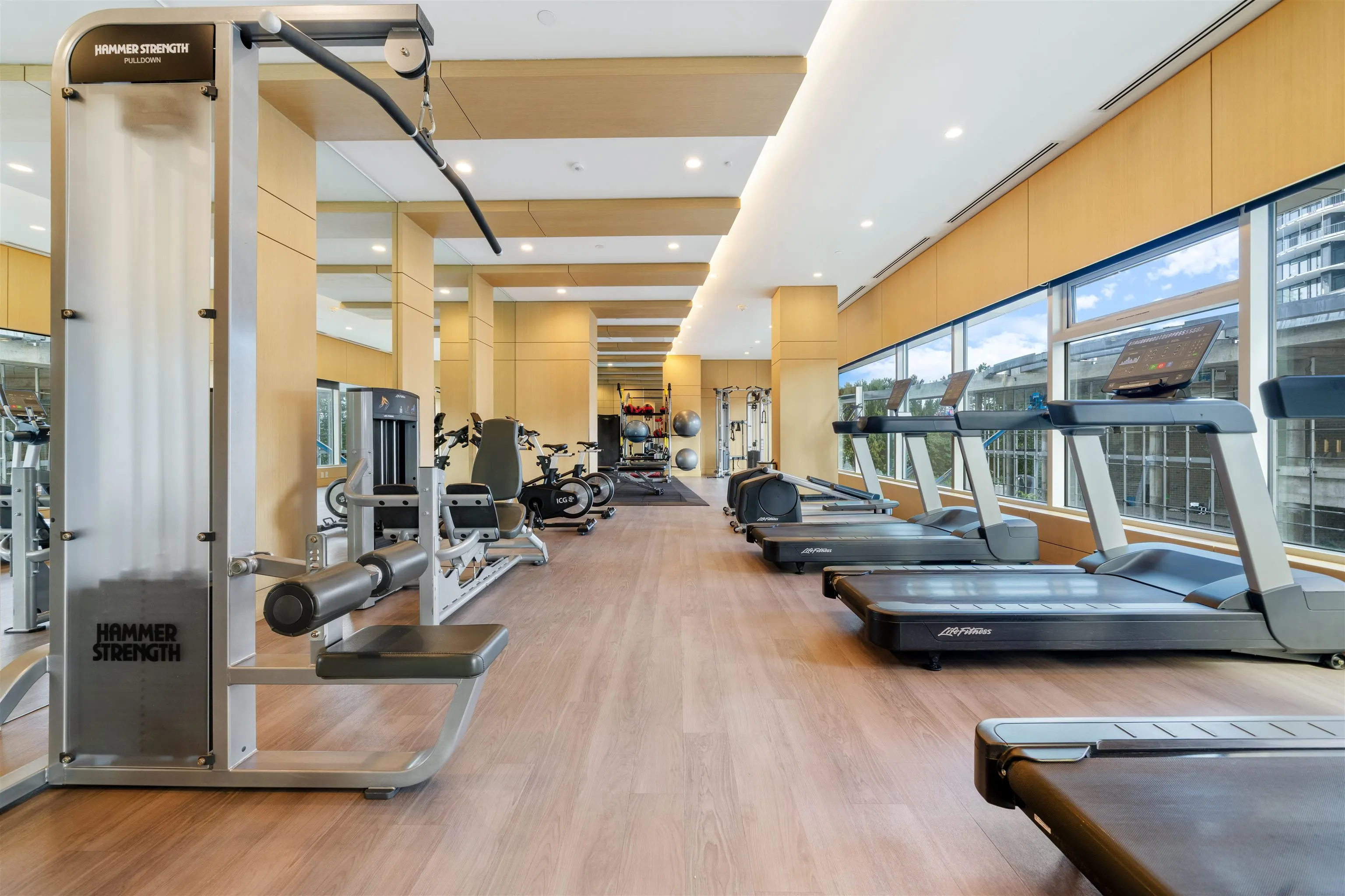 4890 Lougheed Highway #505