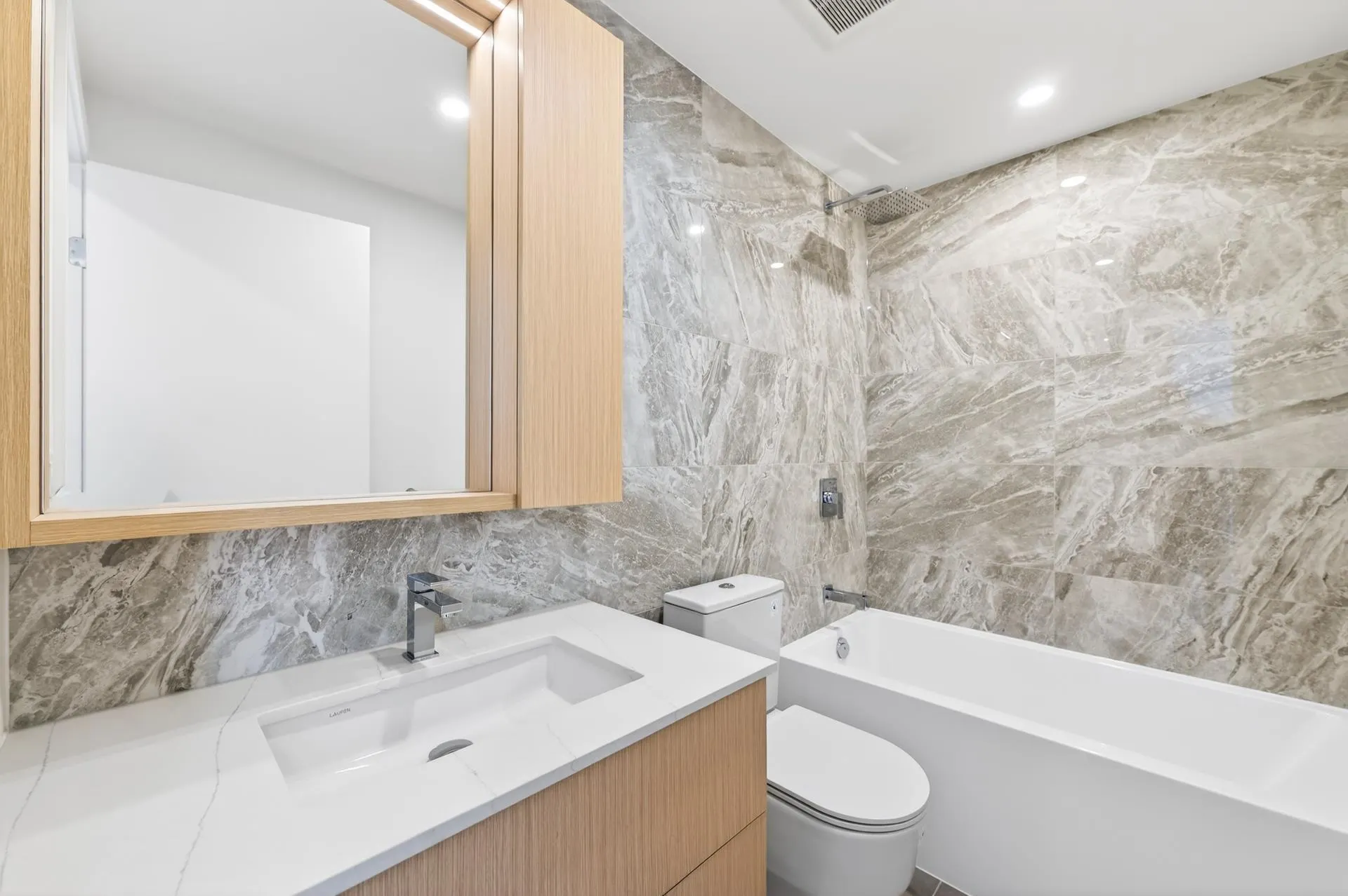 6468 Willingdon Avenue #2809