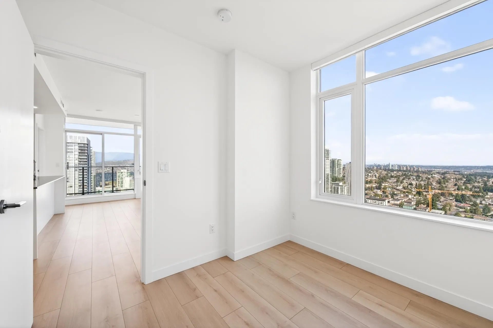 6468 Willingdon Avenue #2809