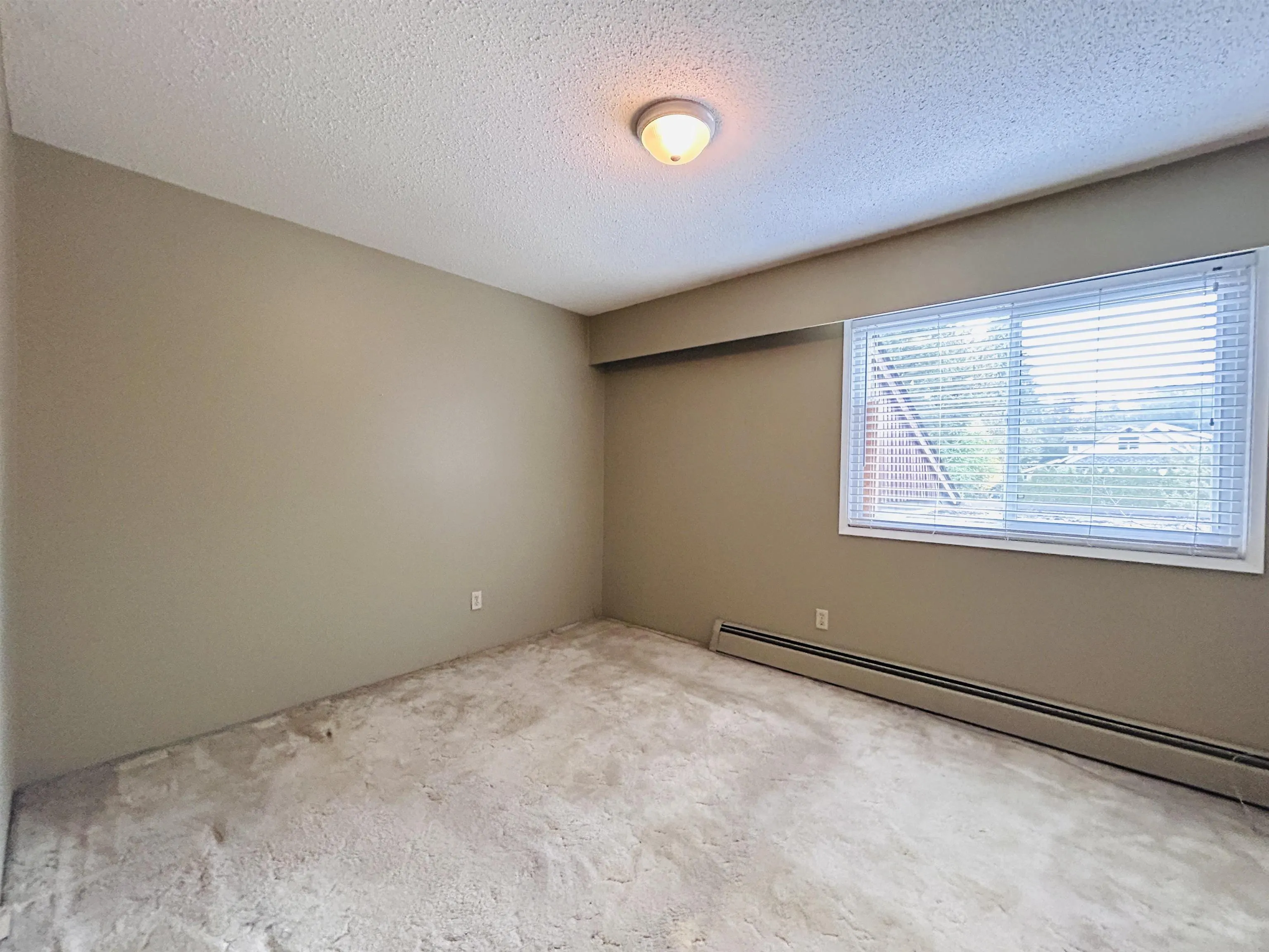 1404 Winslow Avenue
