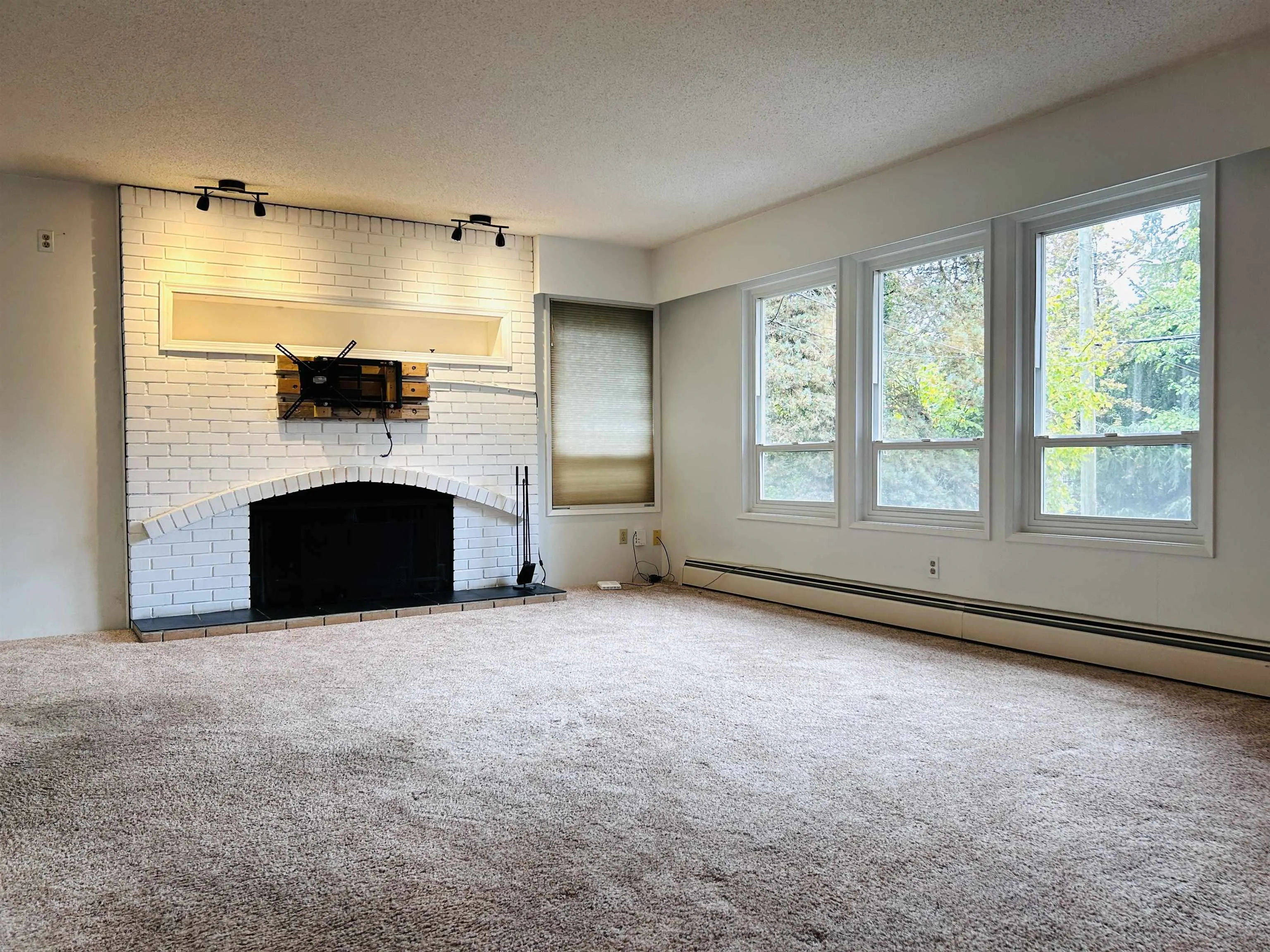 1404 Winslow Avenue