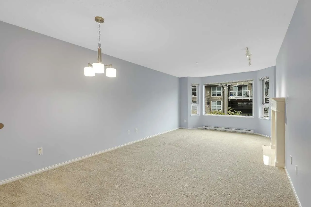5888 Dover Crescent #316