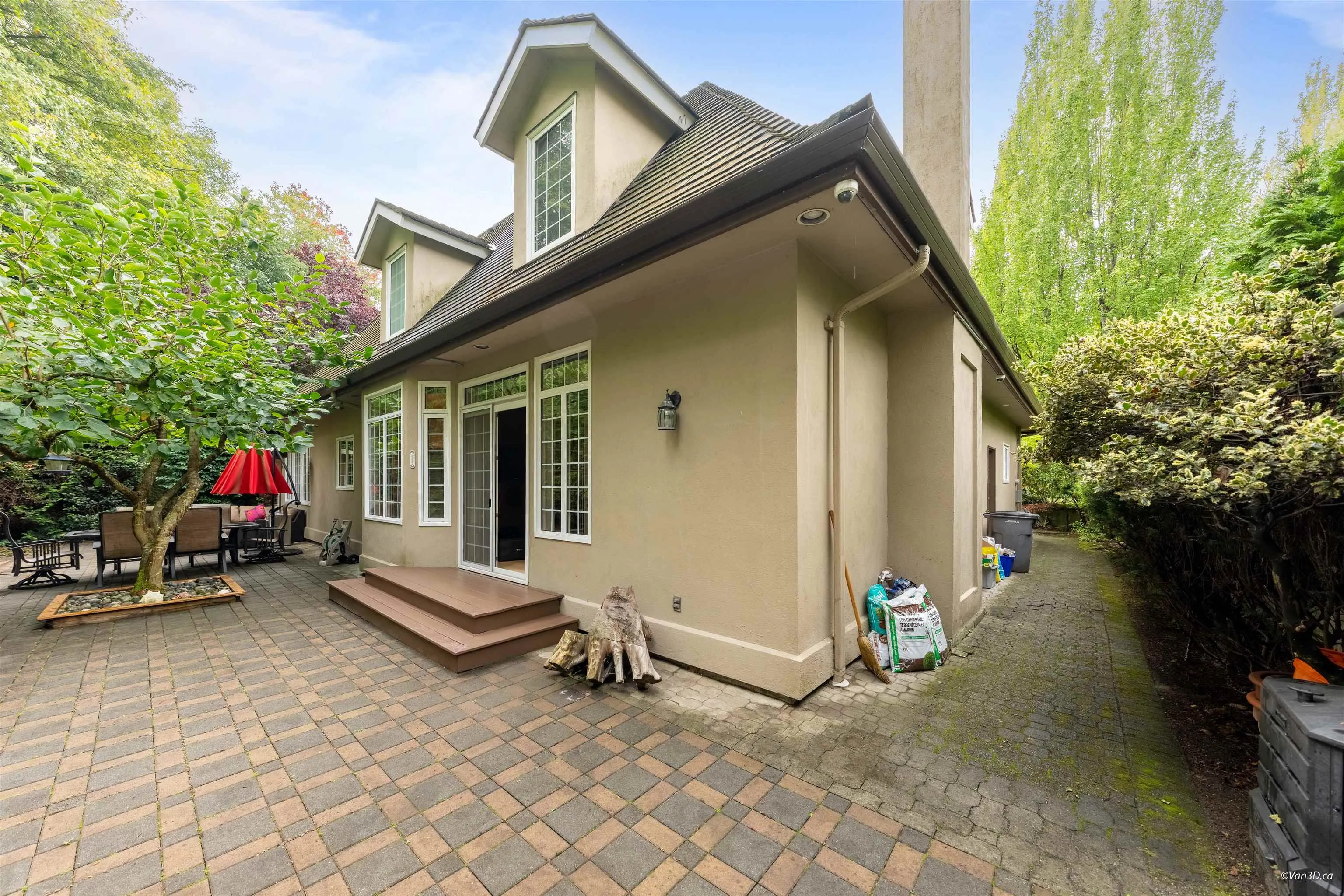 8530 Anglers Place