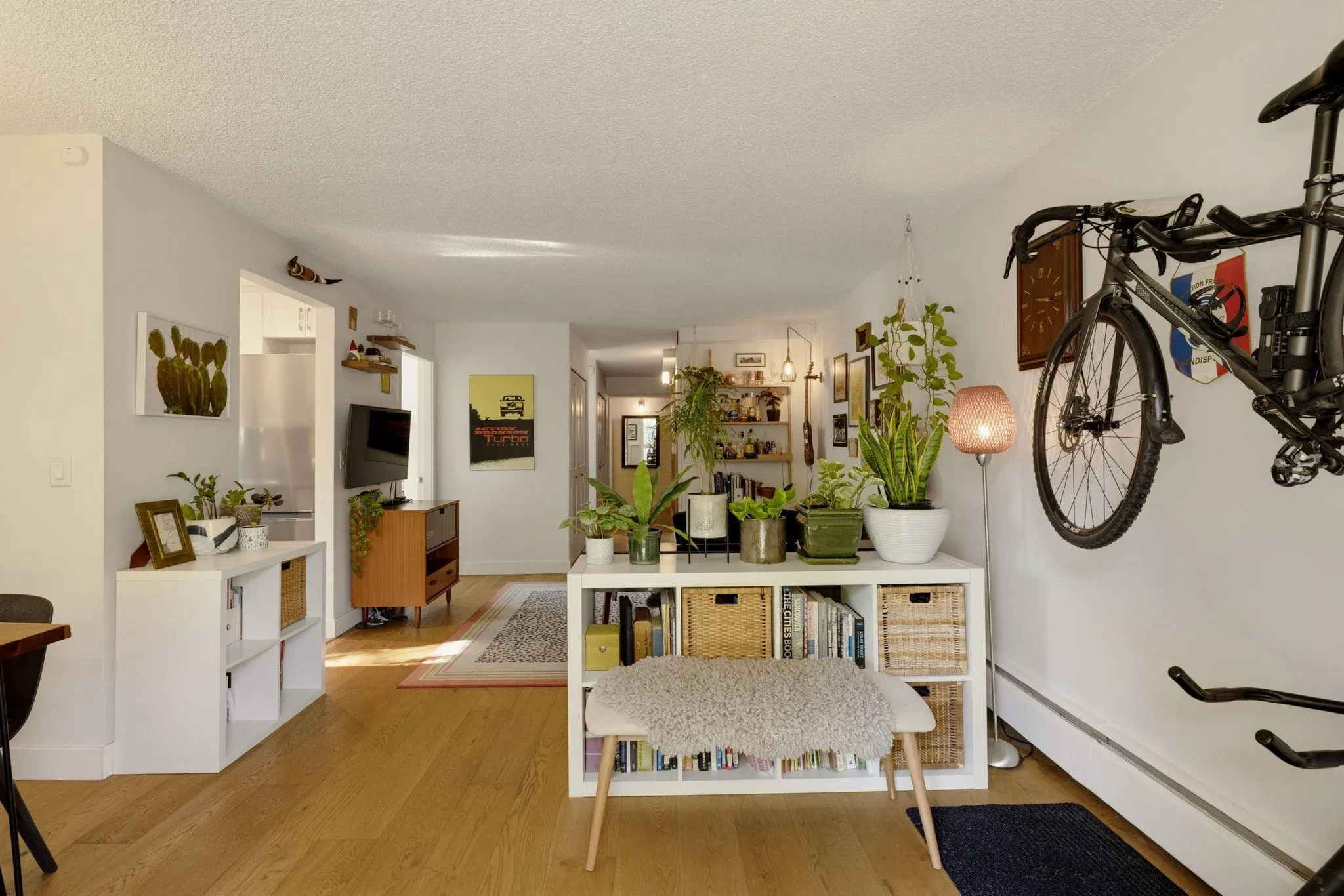 2336 Wall Street #214