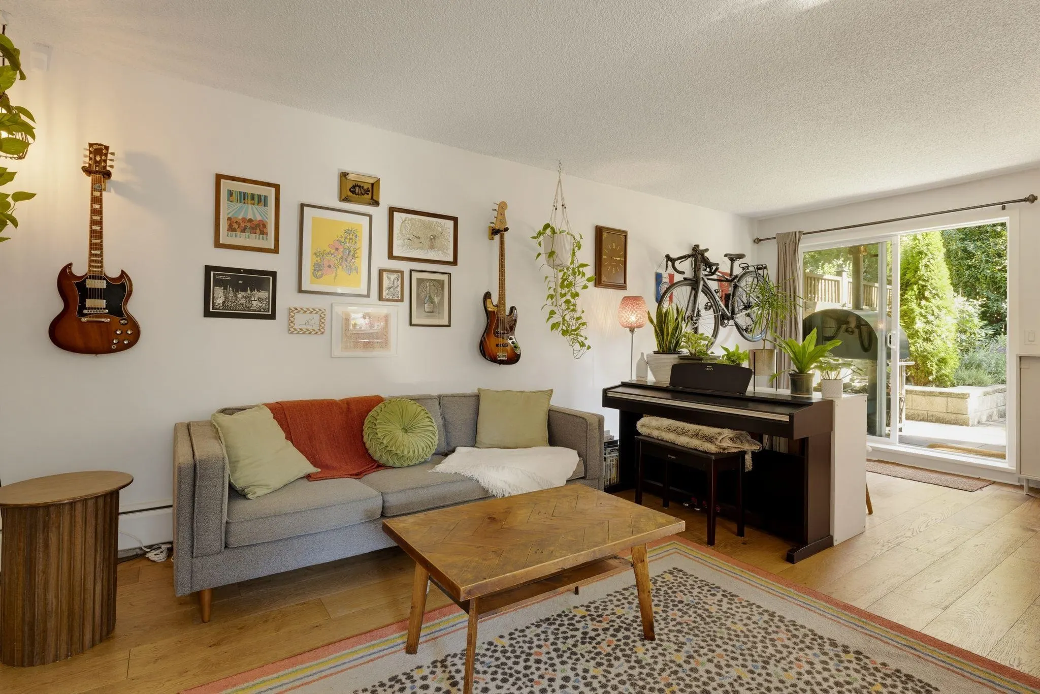 2336 Wall Street #214