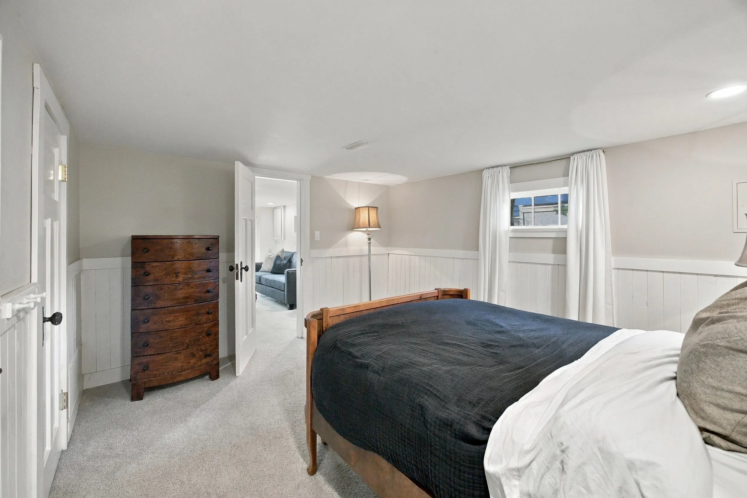 121 E 27th Street