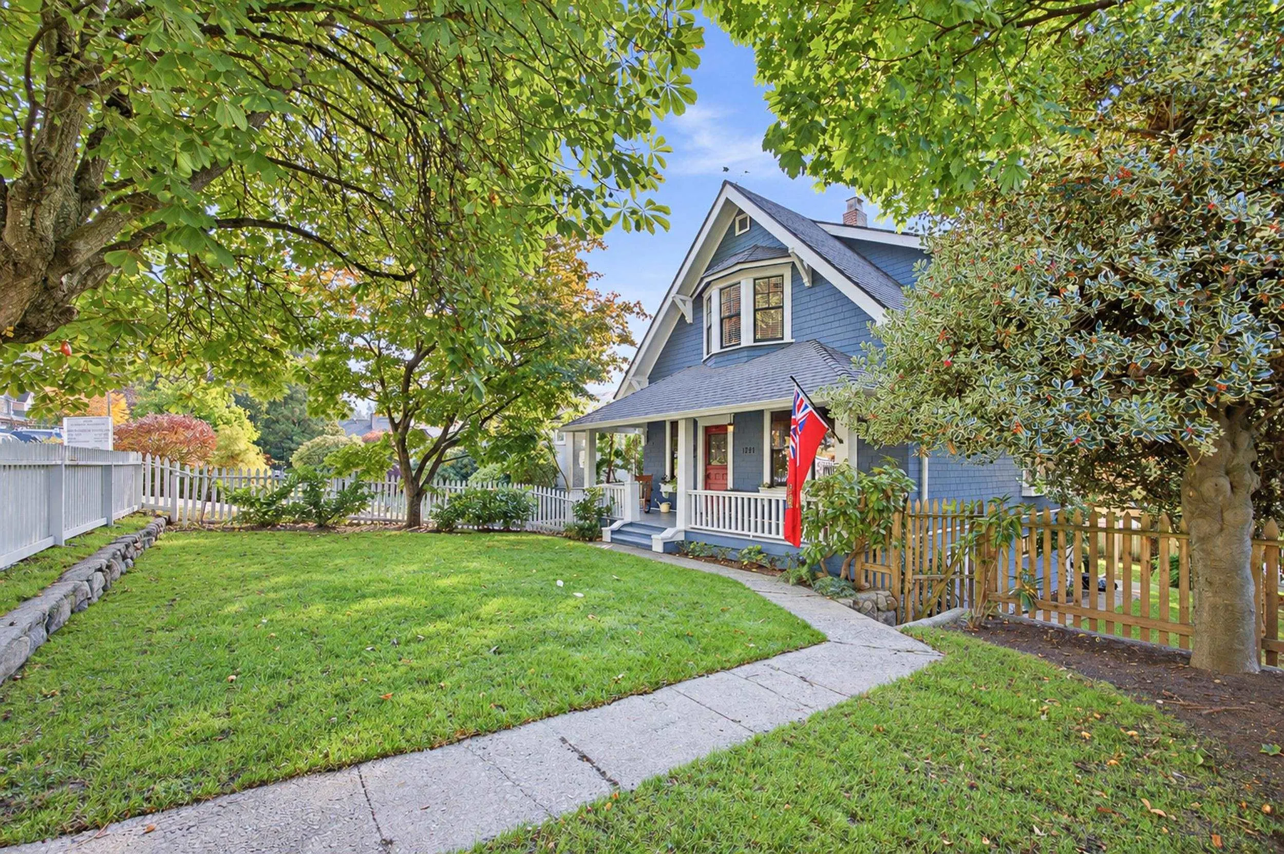 121 E 27th Street