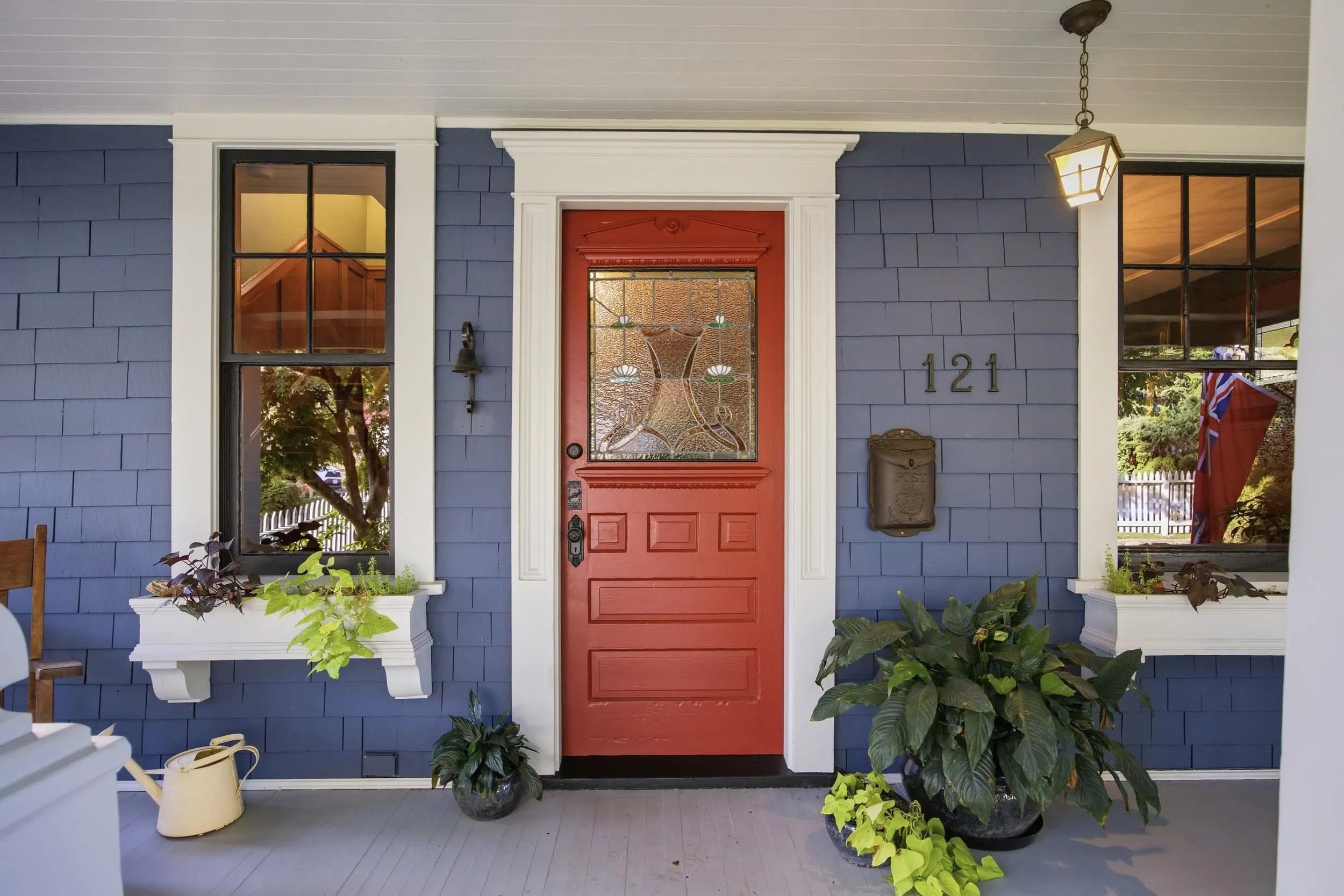 121 E 27th Street