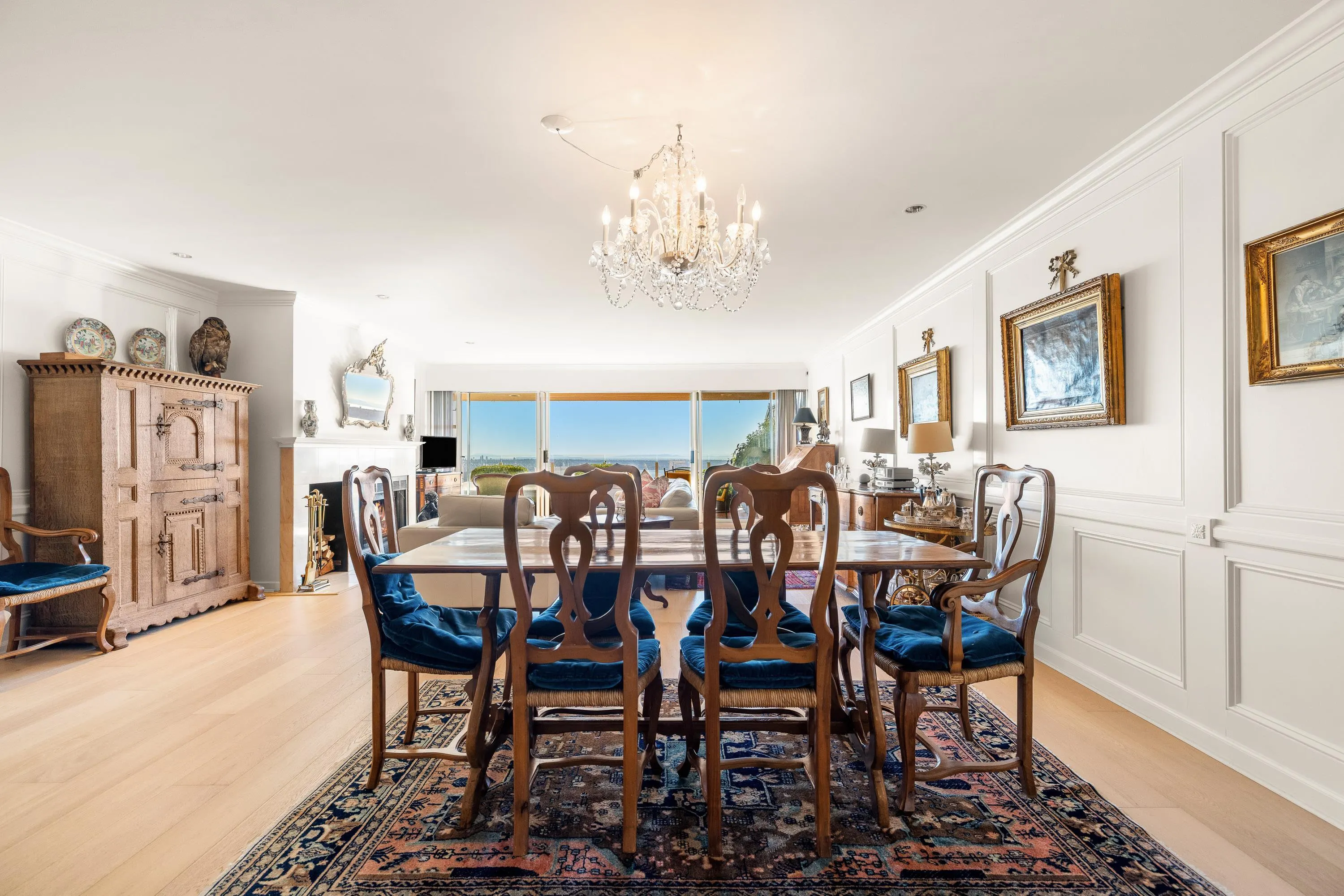 2274 Folkestone Way #102