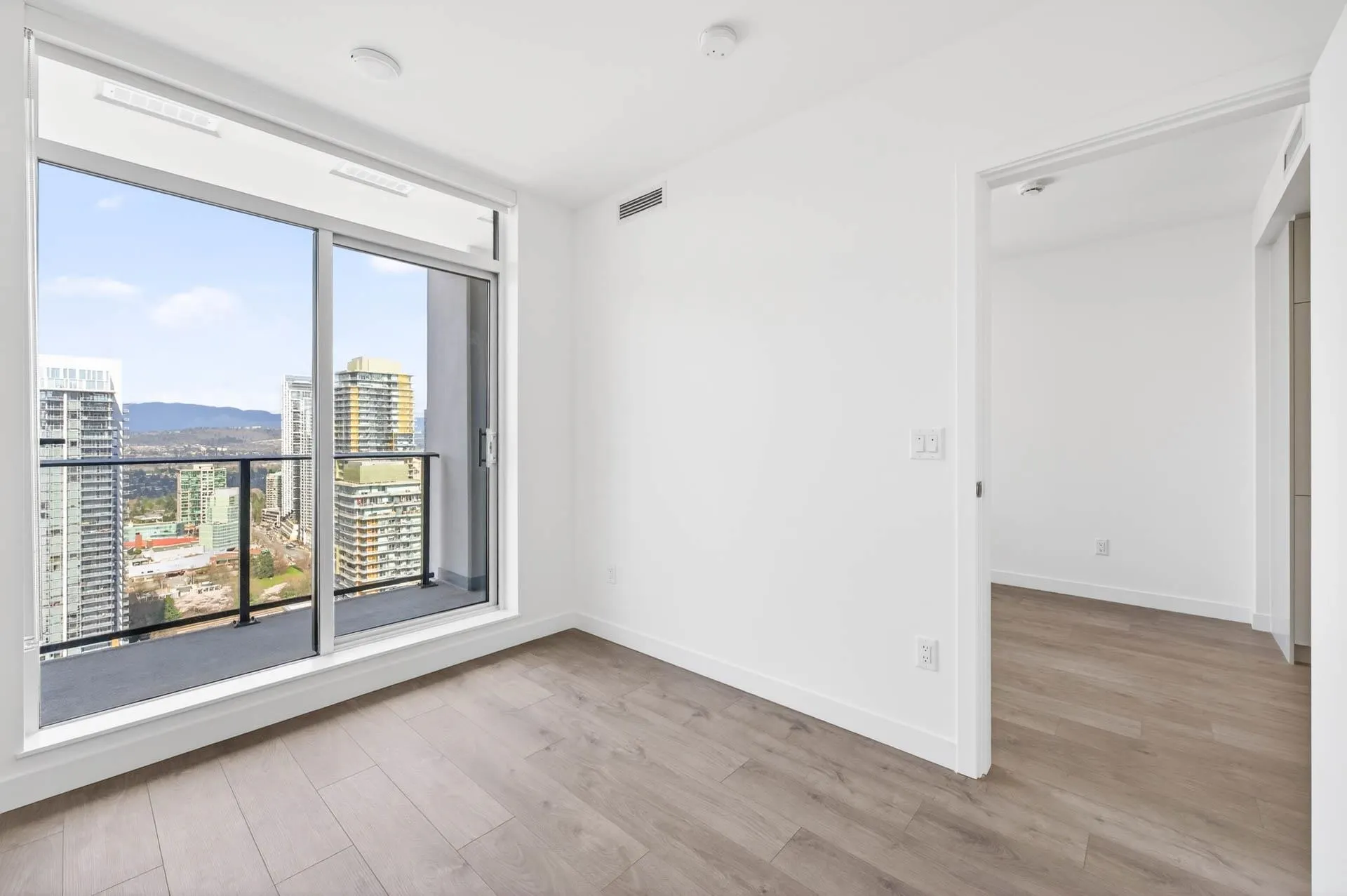 6468 Willingdon Avenue #3507