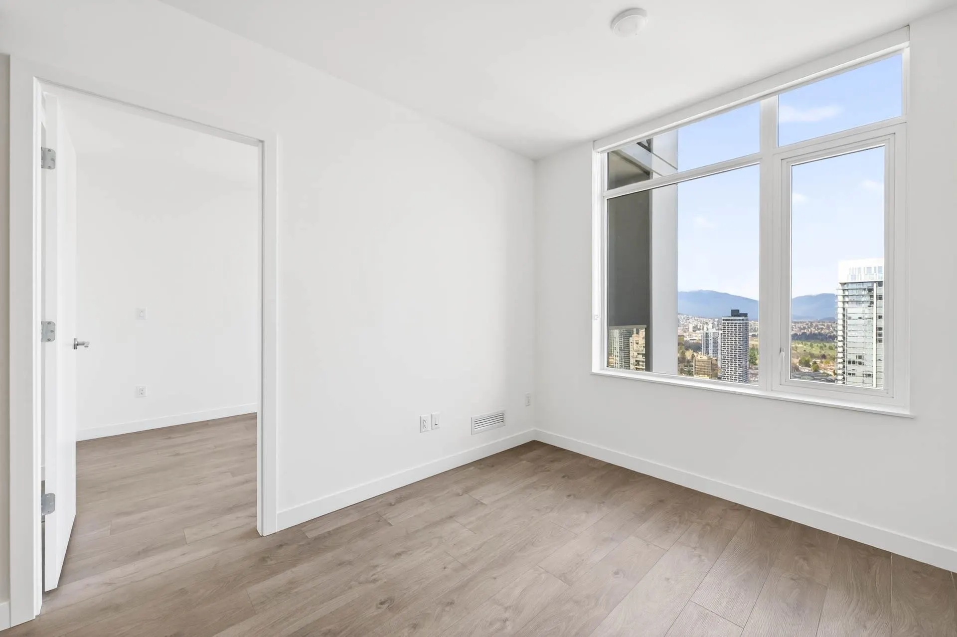 6468 Willingdon Avenue #3507