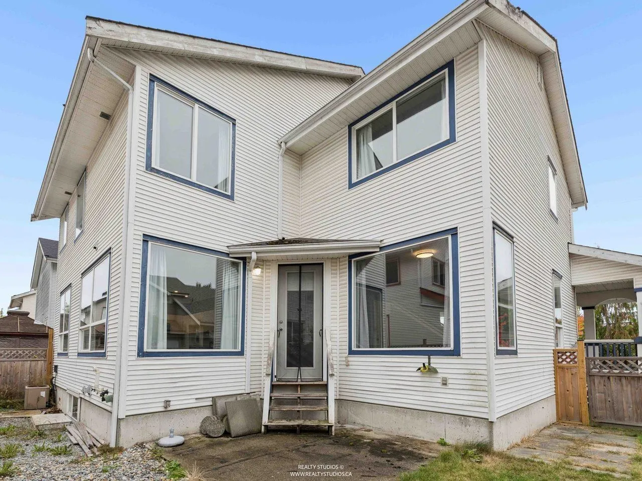 19841 Sunnyside Place
