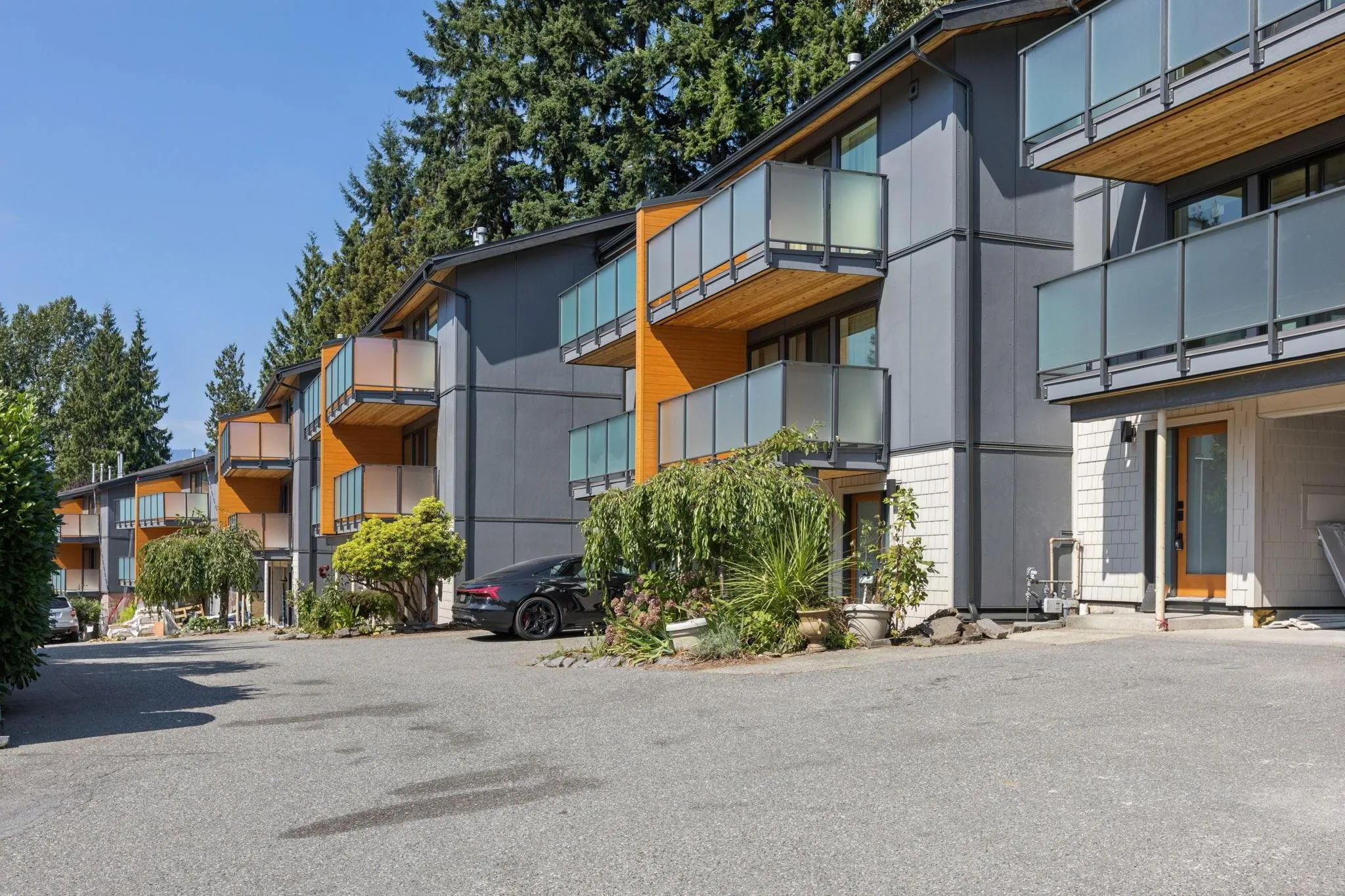 1084 Lillooet Road