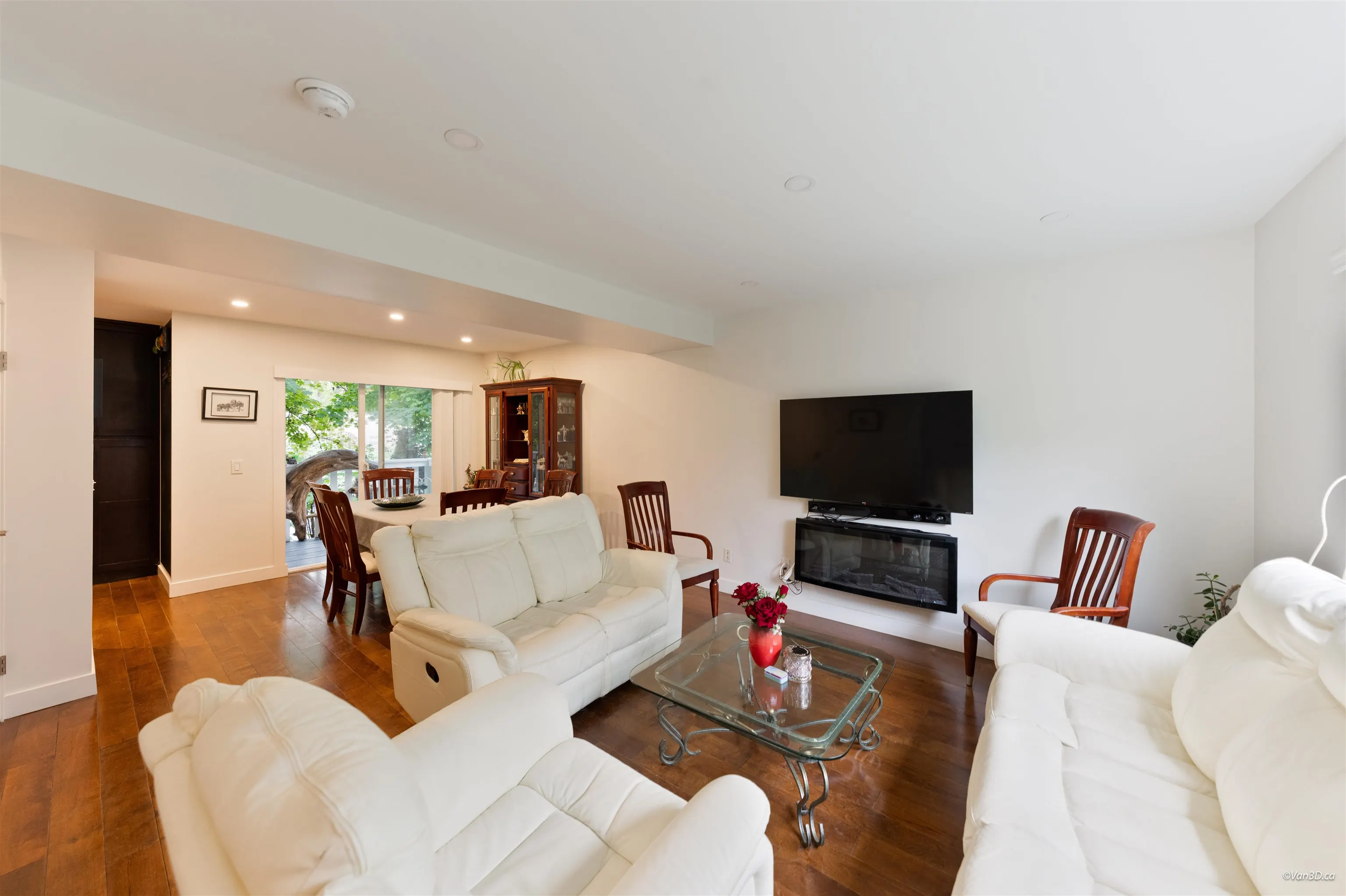8745 Government Street #2