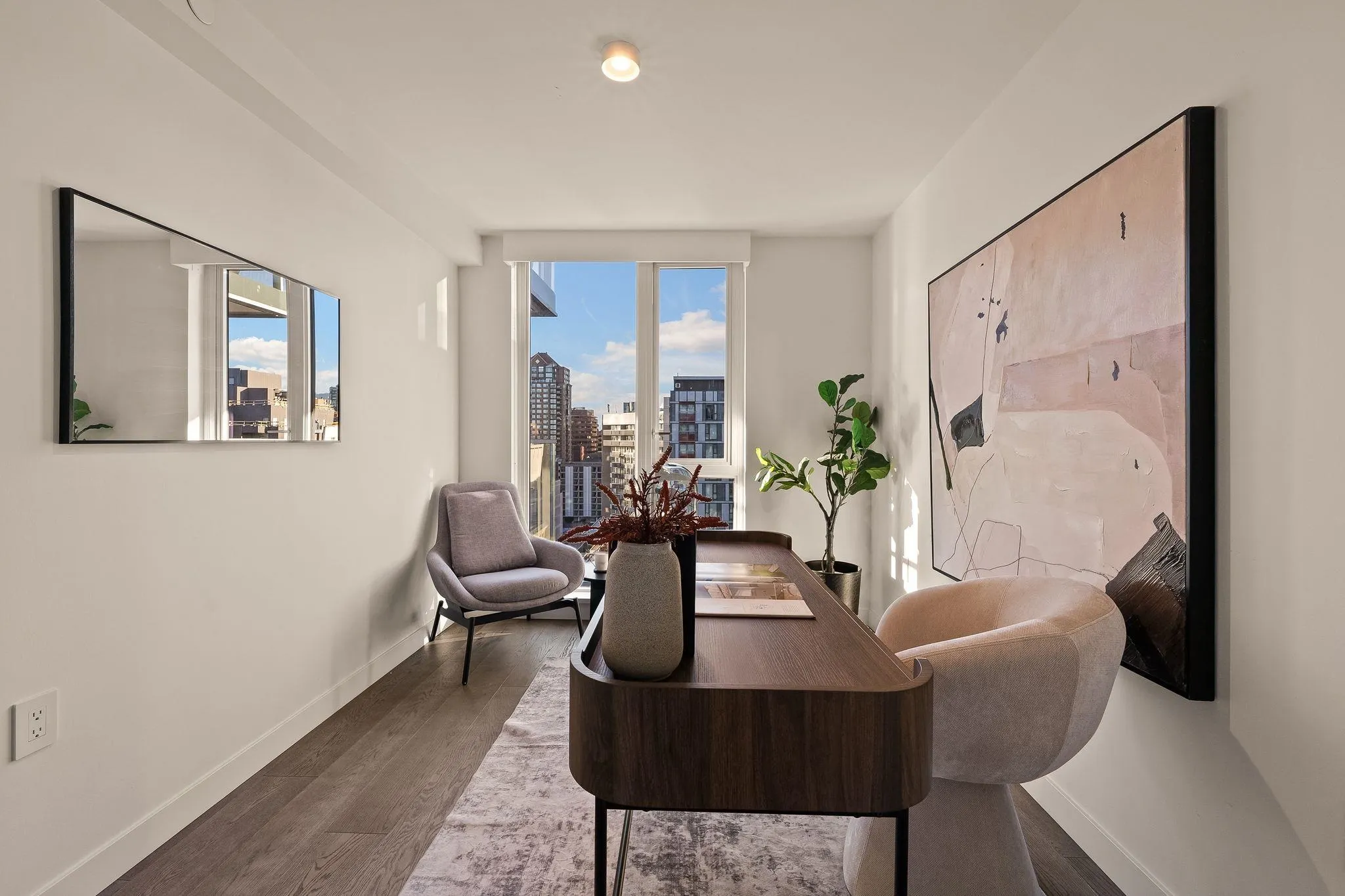 1111 Richards Street #1610