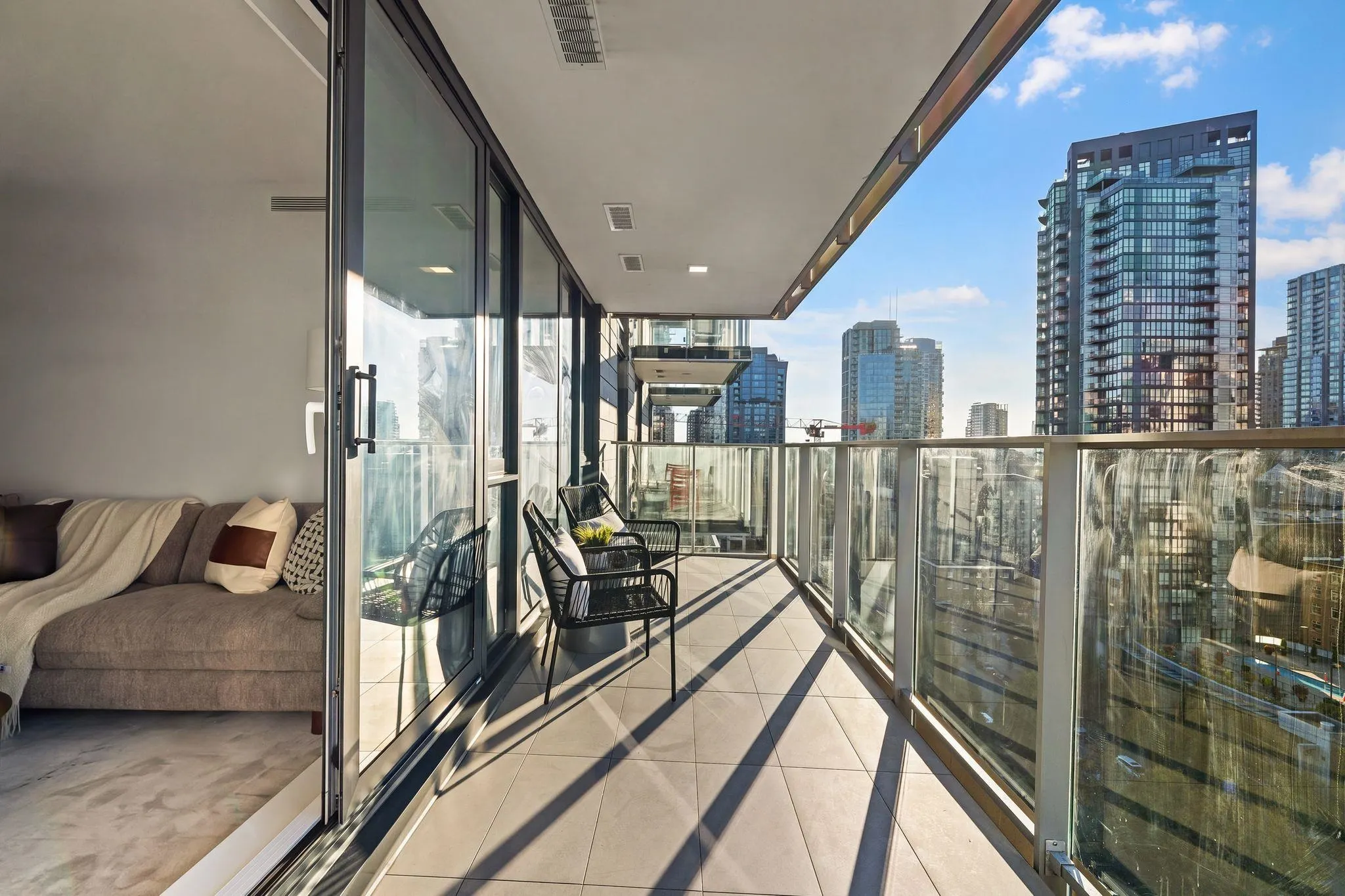 1111 Richards Street #1610