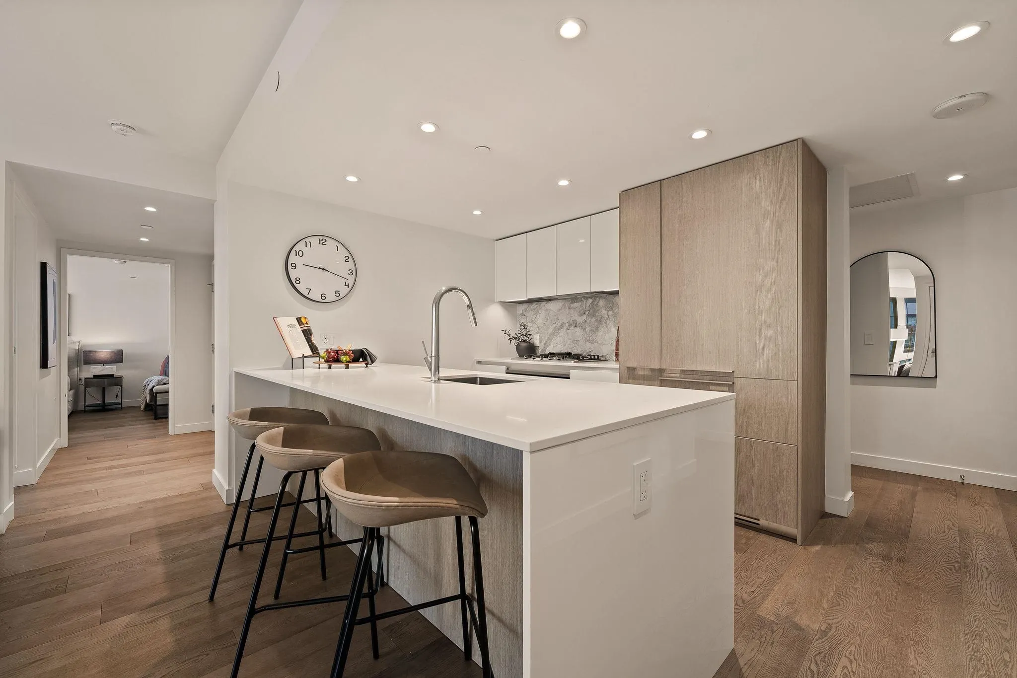 1111 Richards Street #1610