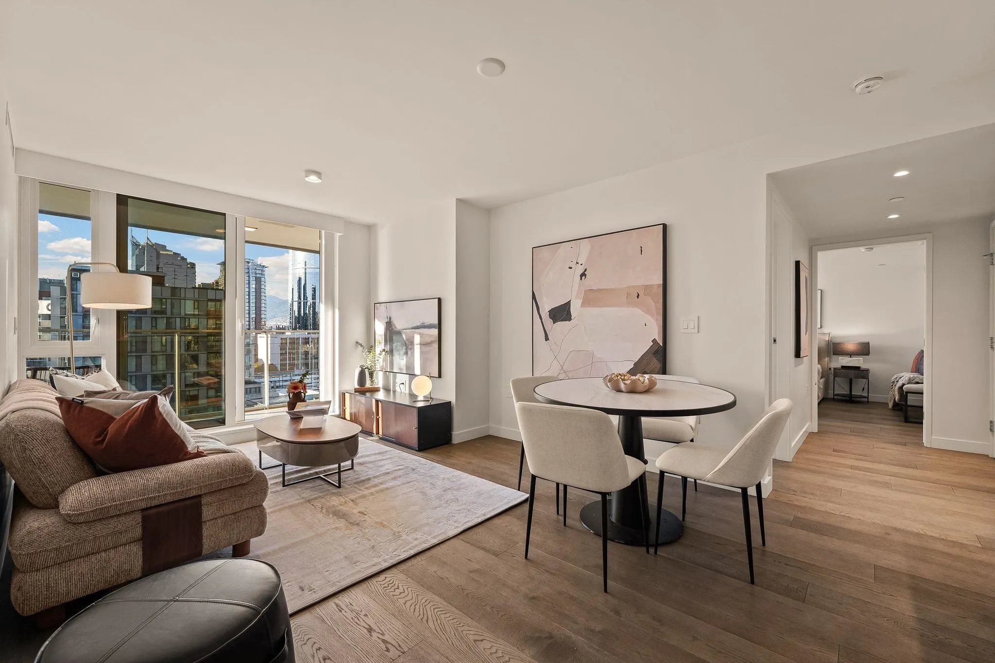 1111 Richards Street #1610