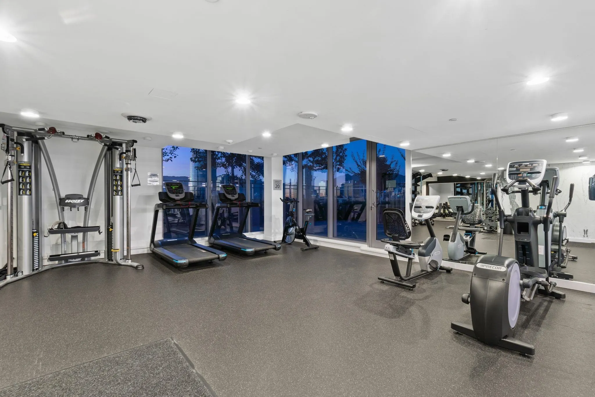1111 Richards Street #1610
