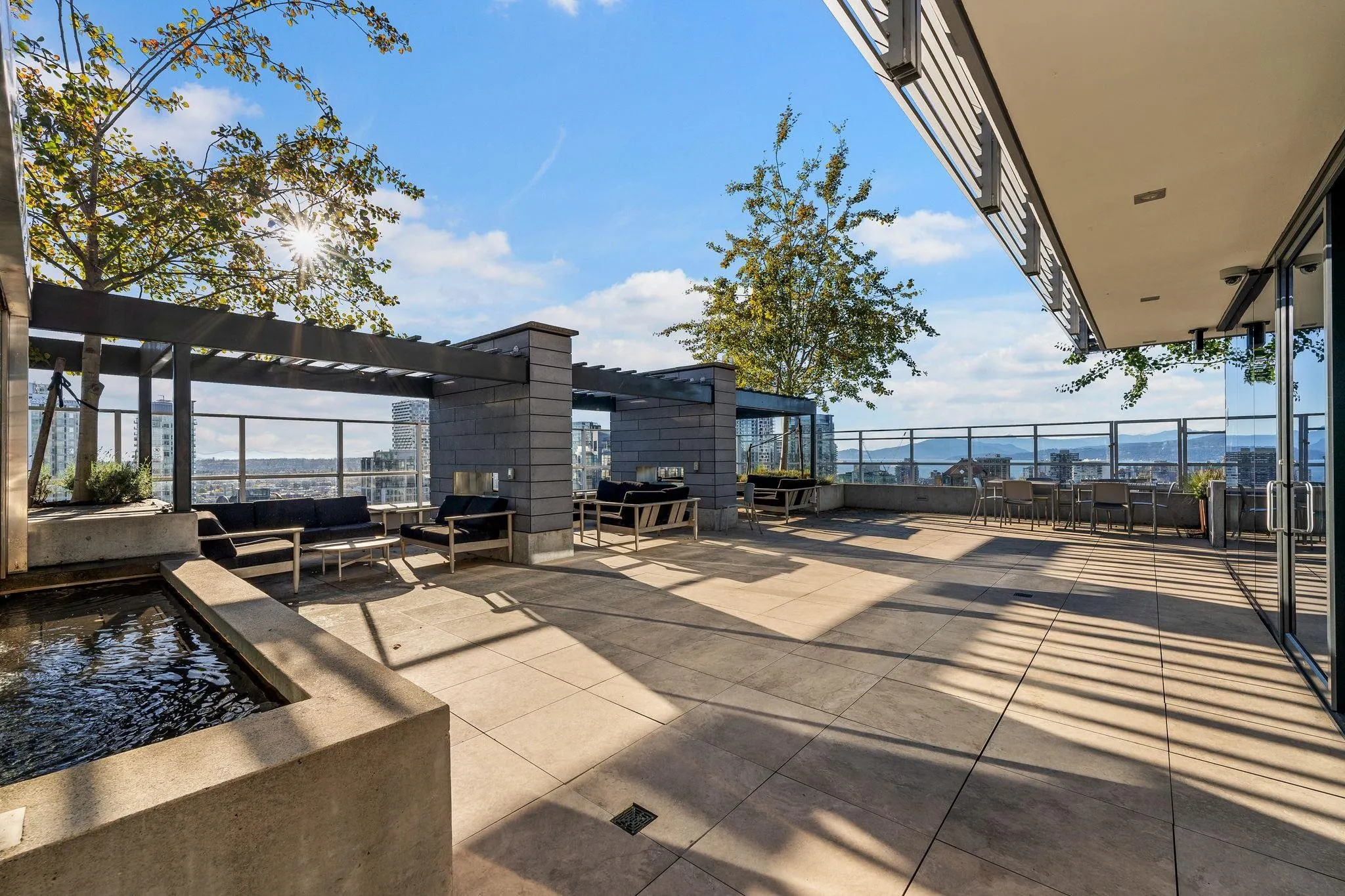 1111 Richards Street #1610