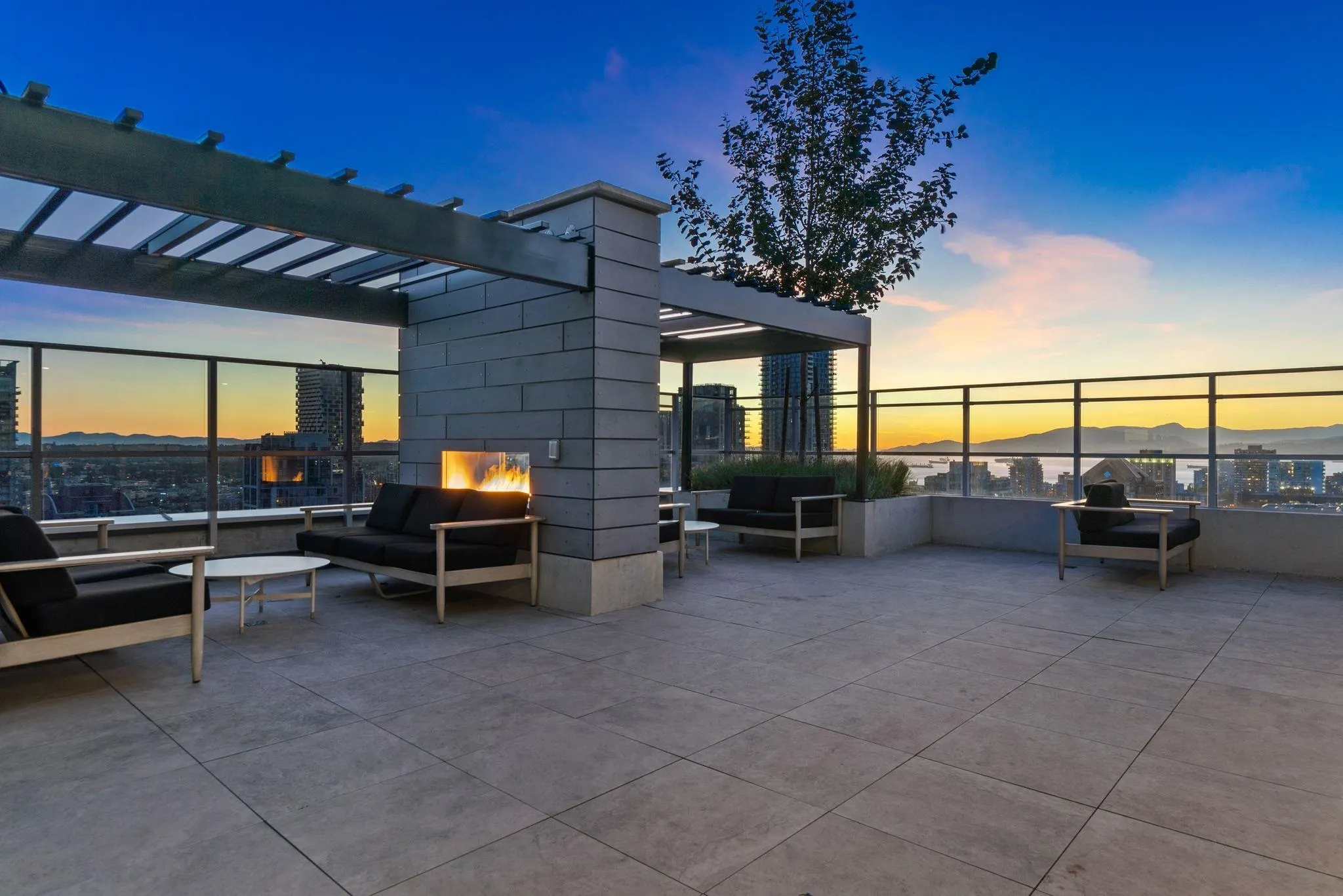 1111 Richards Street #1610