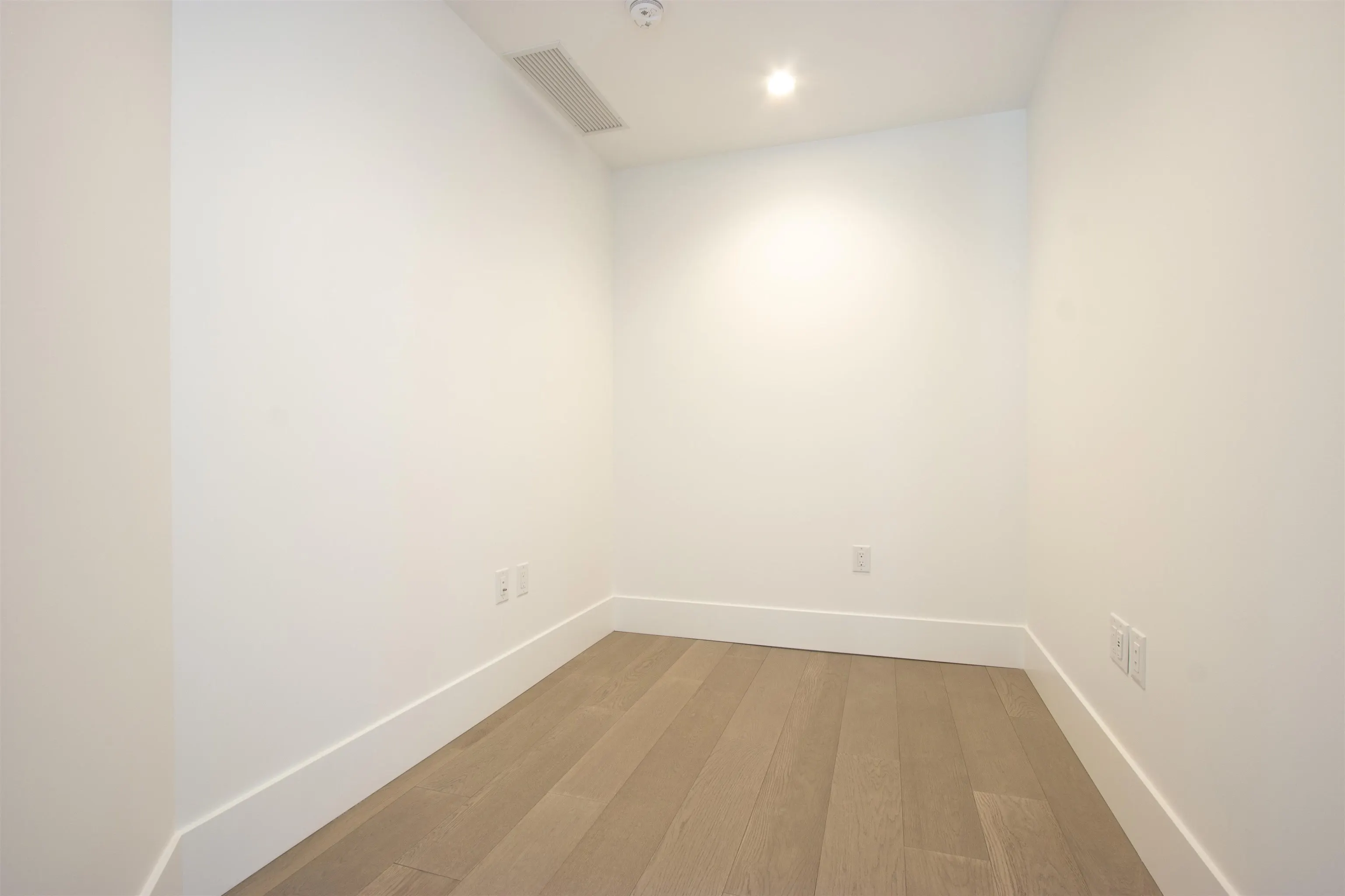 14825 Thrift Avenue #703