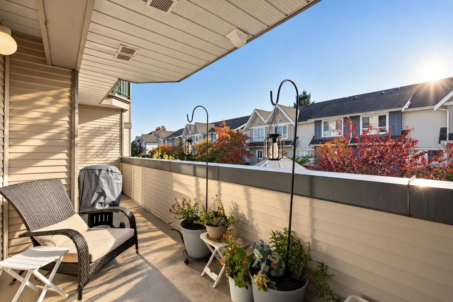 1650 Grant Avenue #207