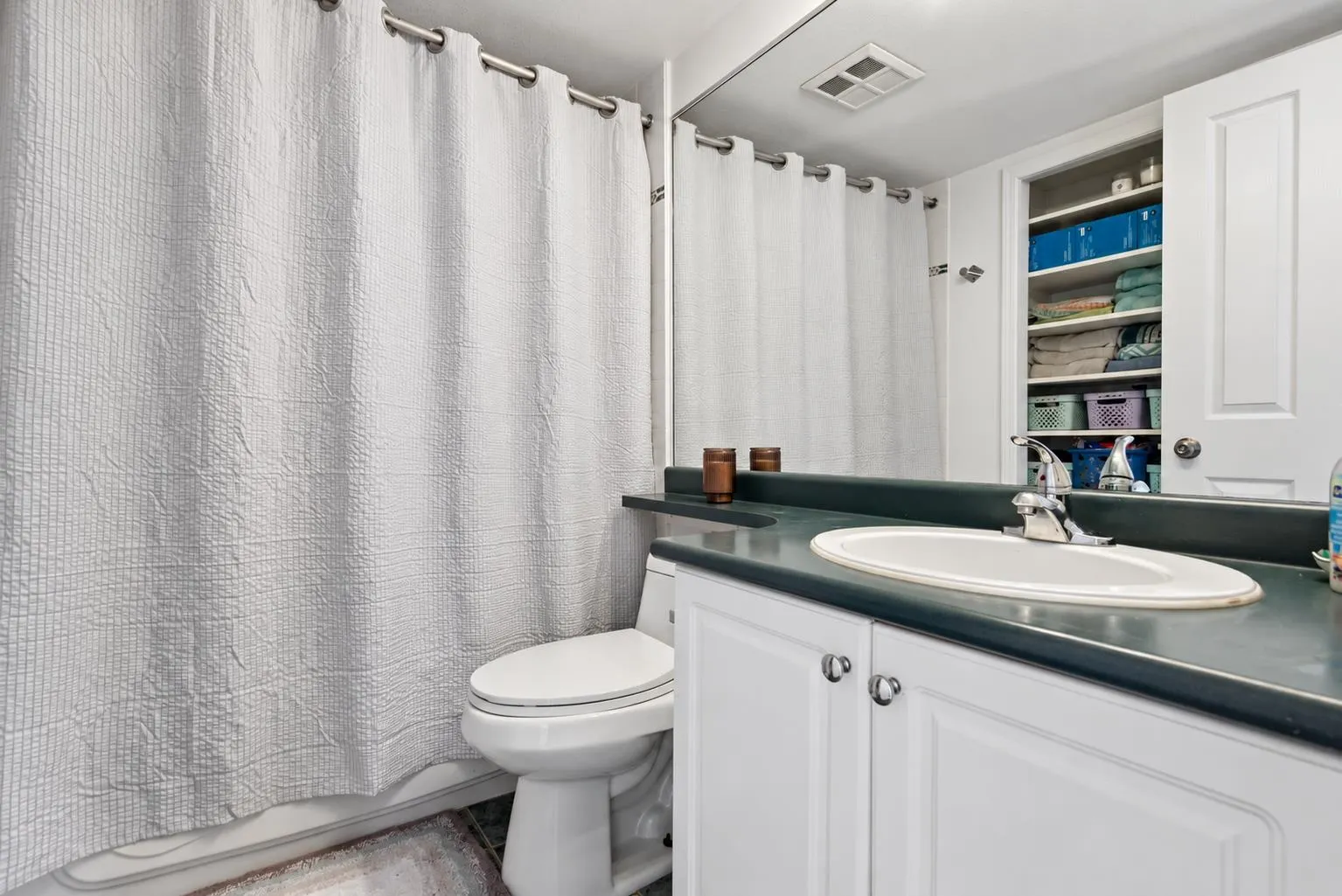 1650 Grant Avenue #207