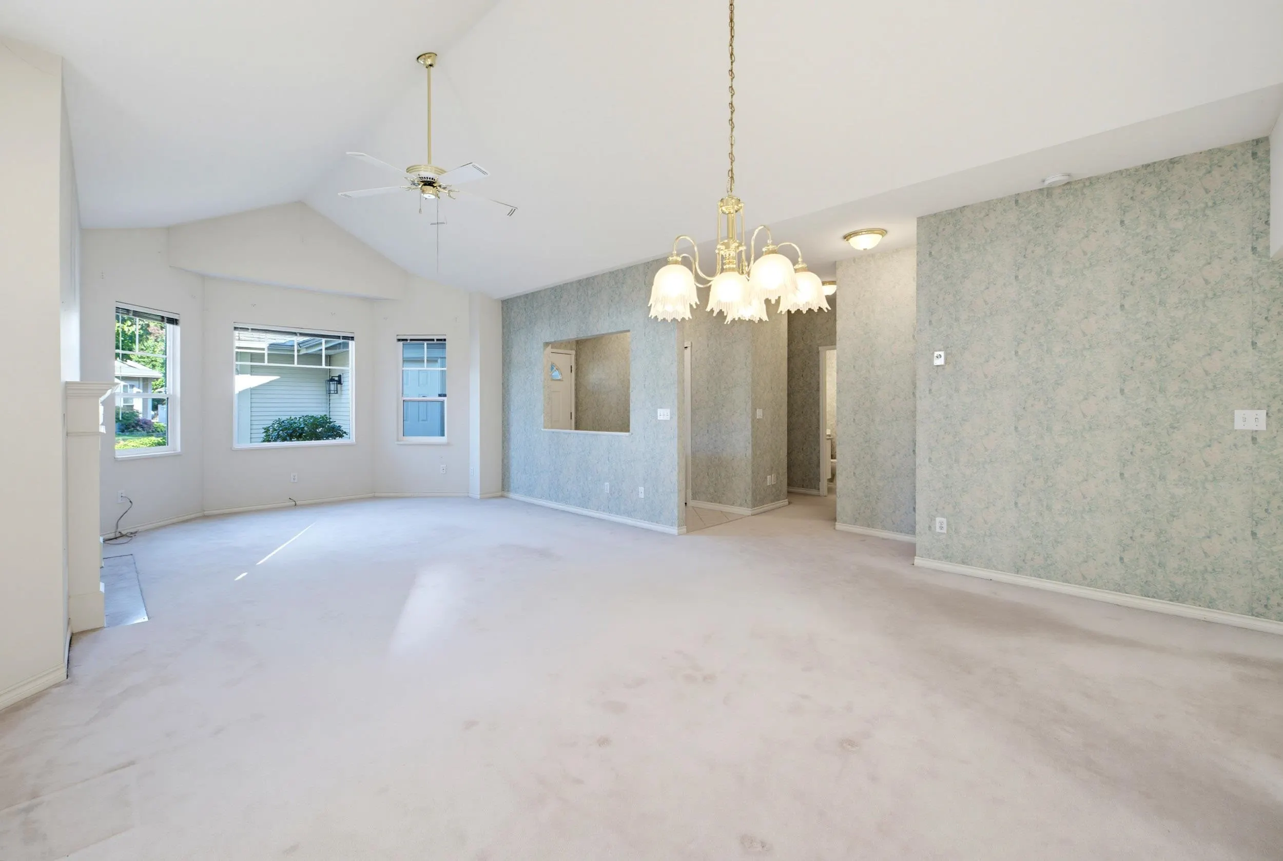 20655 88 Avenue #215