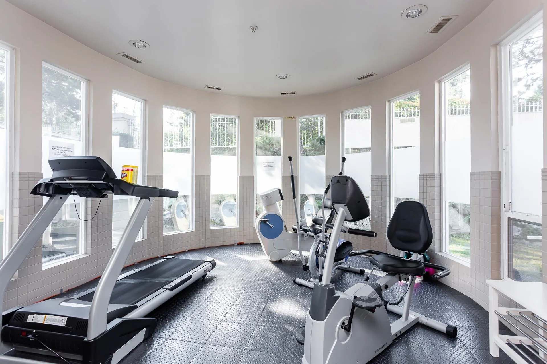 20655 88 Avenue #215