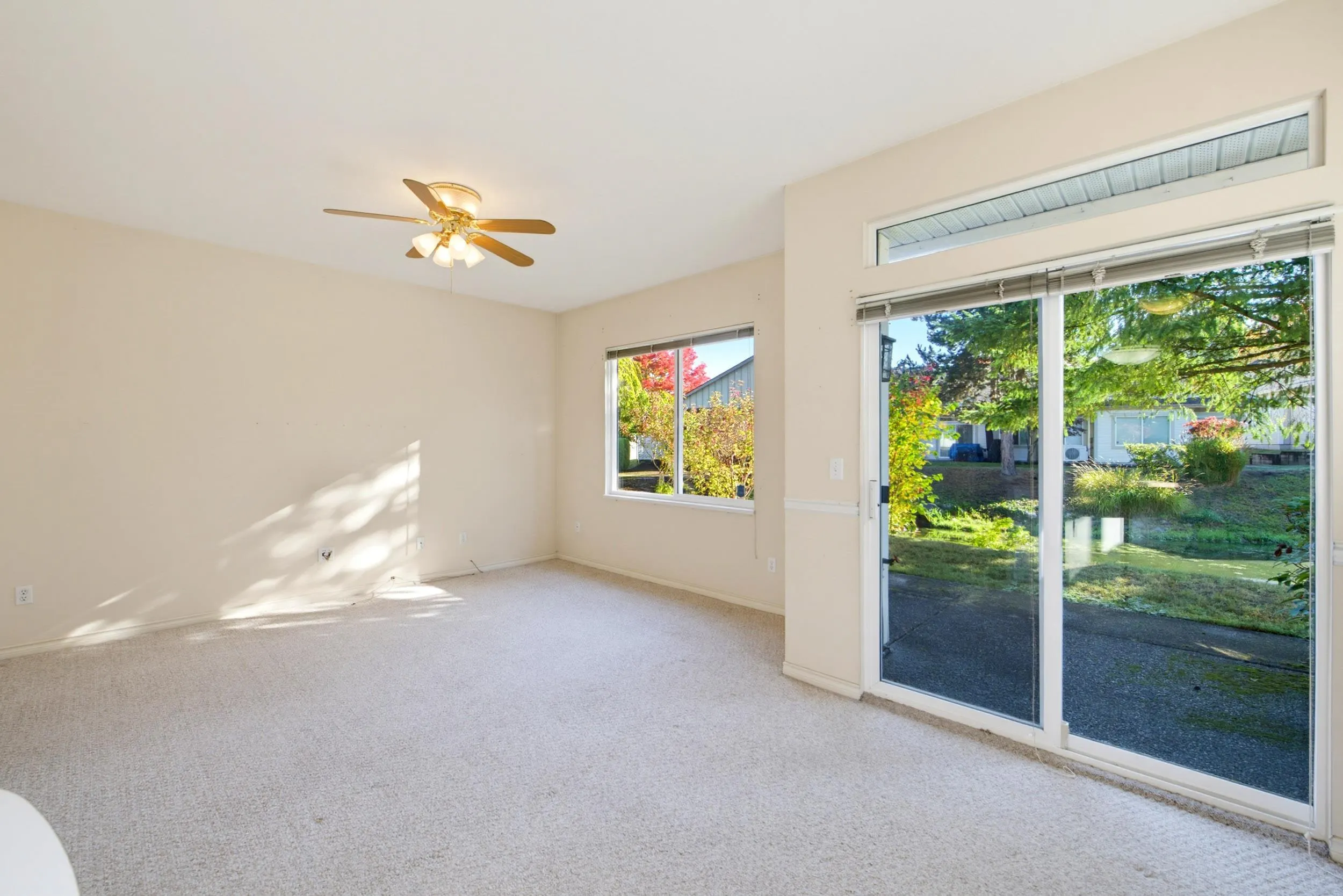 20655 88 Avenue #215