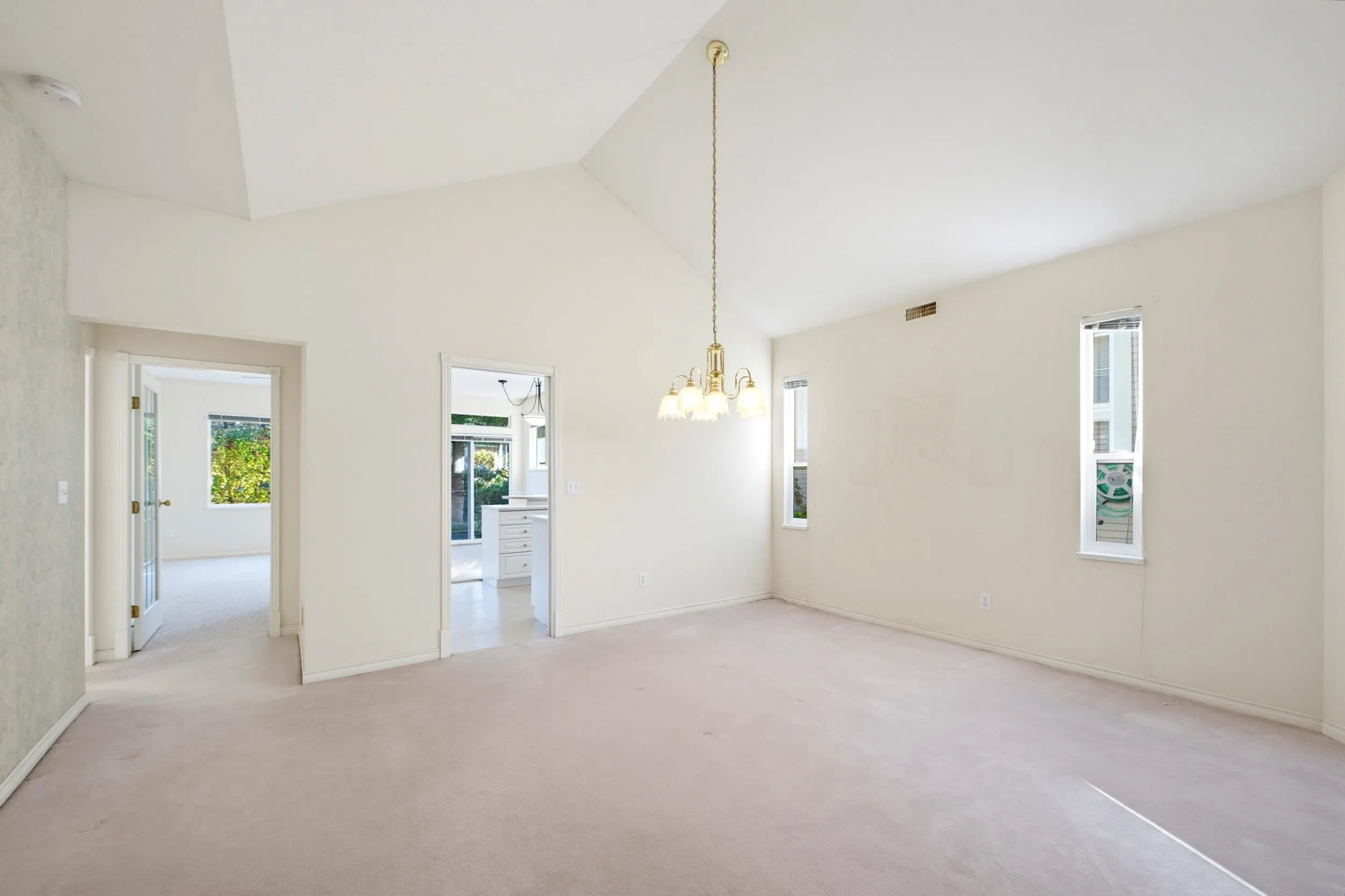 20655 88 Avenue #215