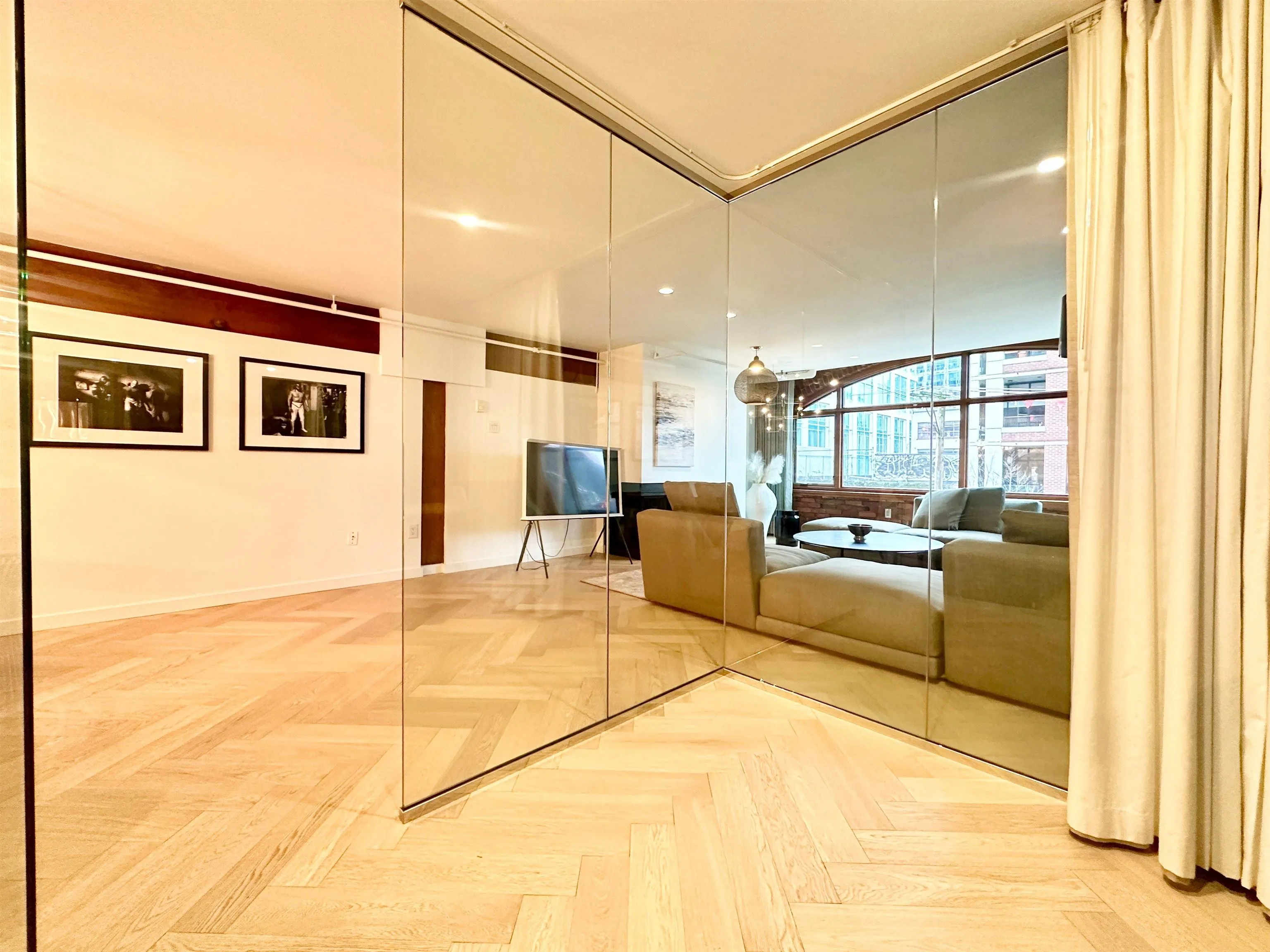 550 Beatty Street #5-4
